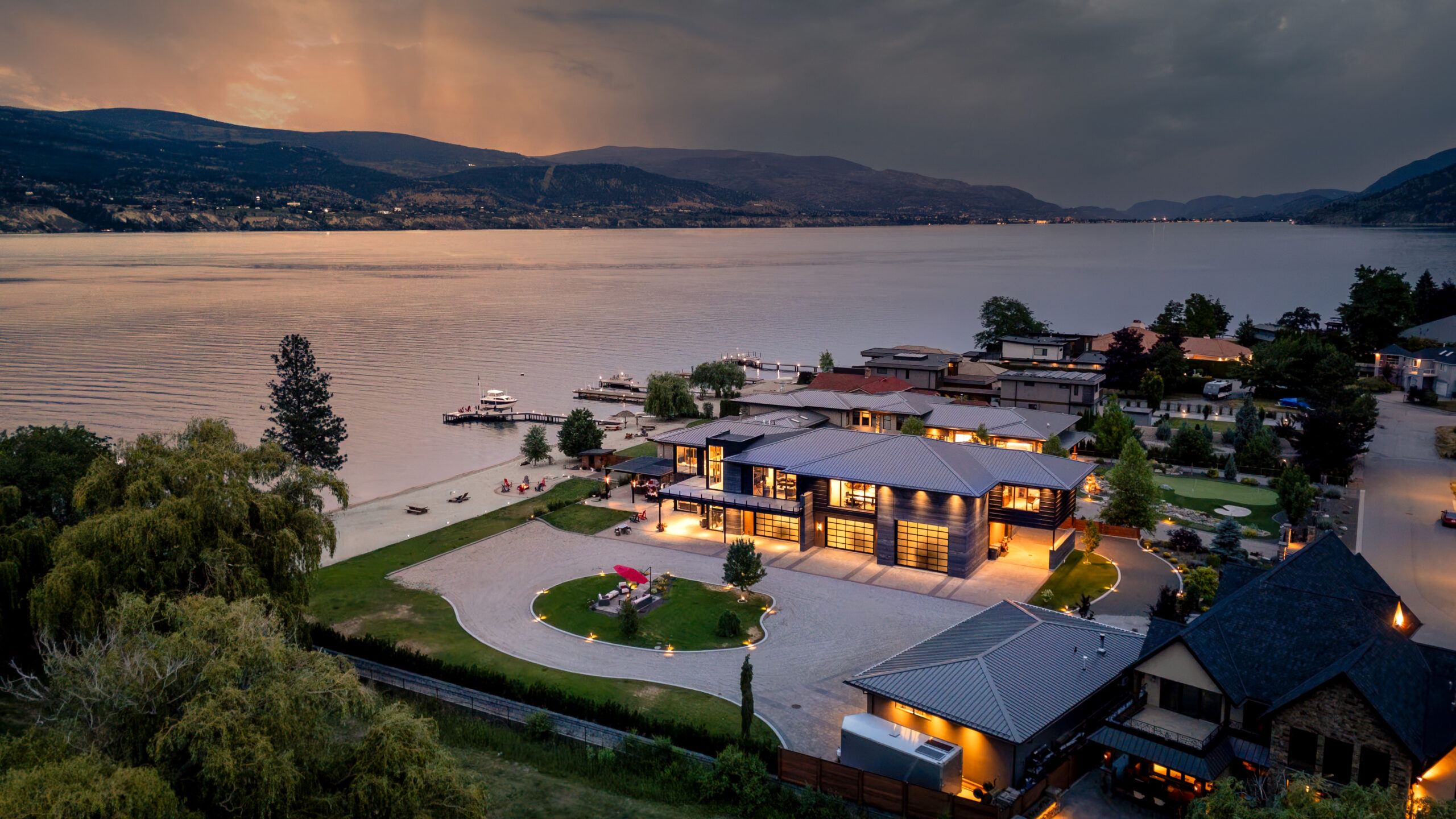 5849 Dale Avenue Summerland V0H 1Z9