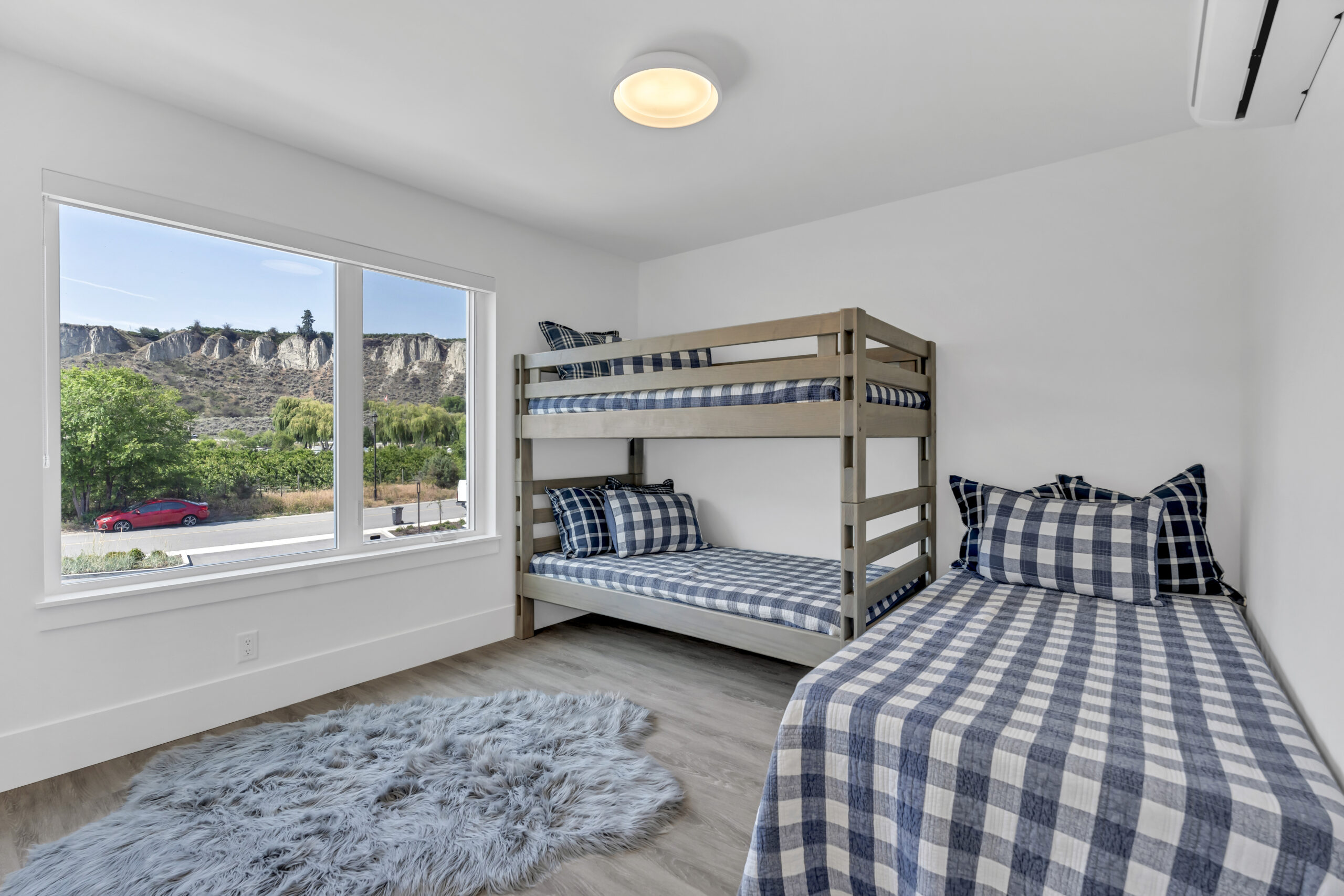 3180 Landry Crescent Summerland V0H 1Z9
