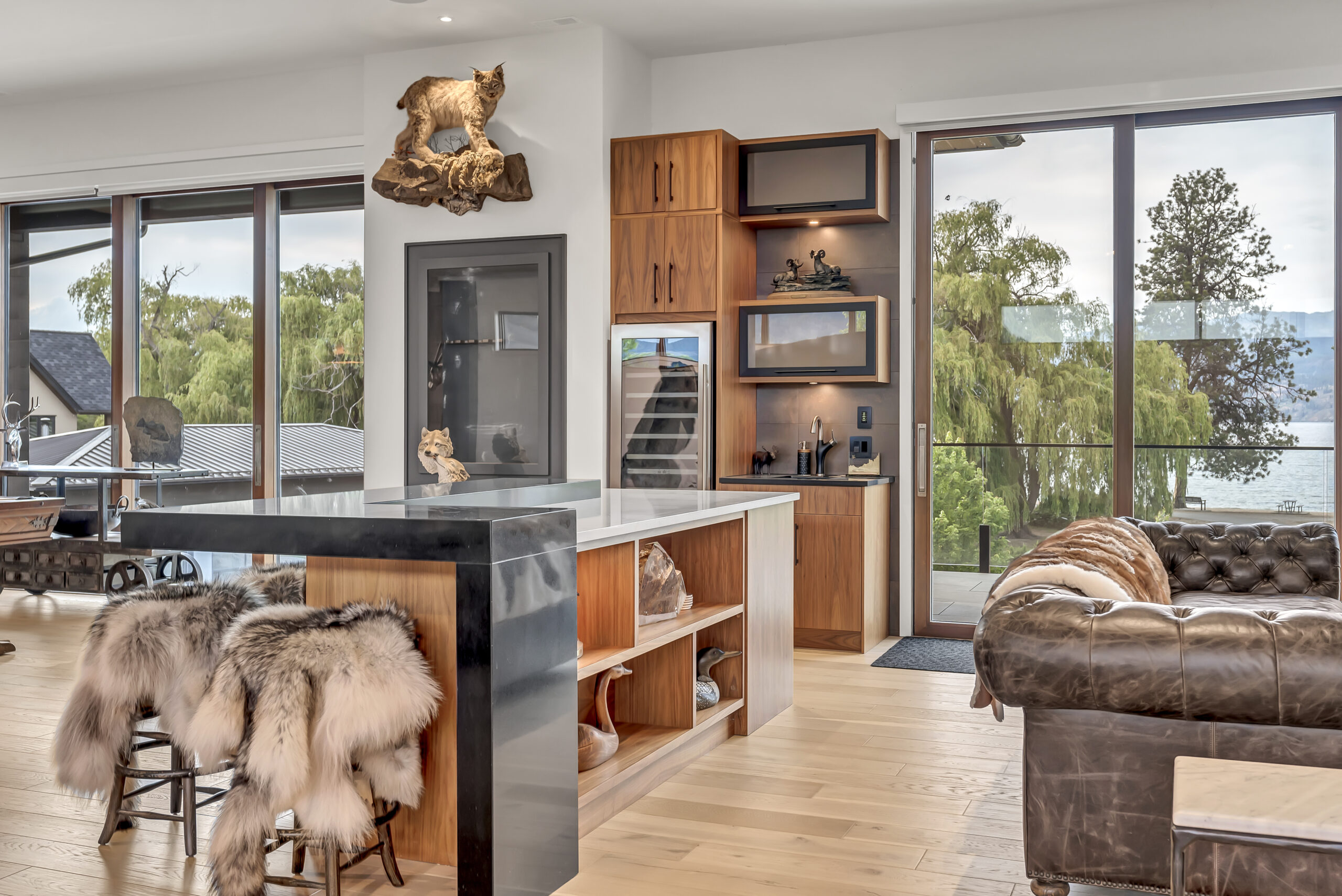 5849 Dale Avenue Summerland V0H 1Z9