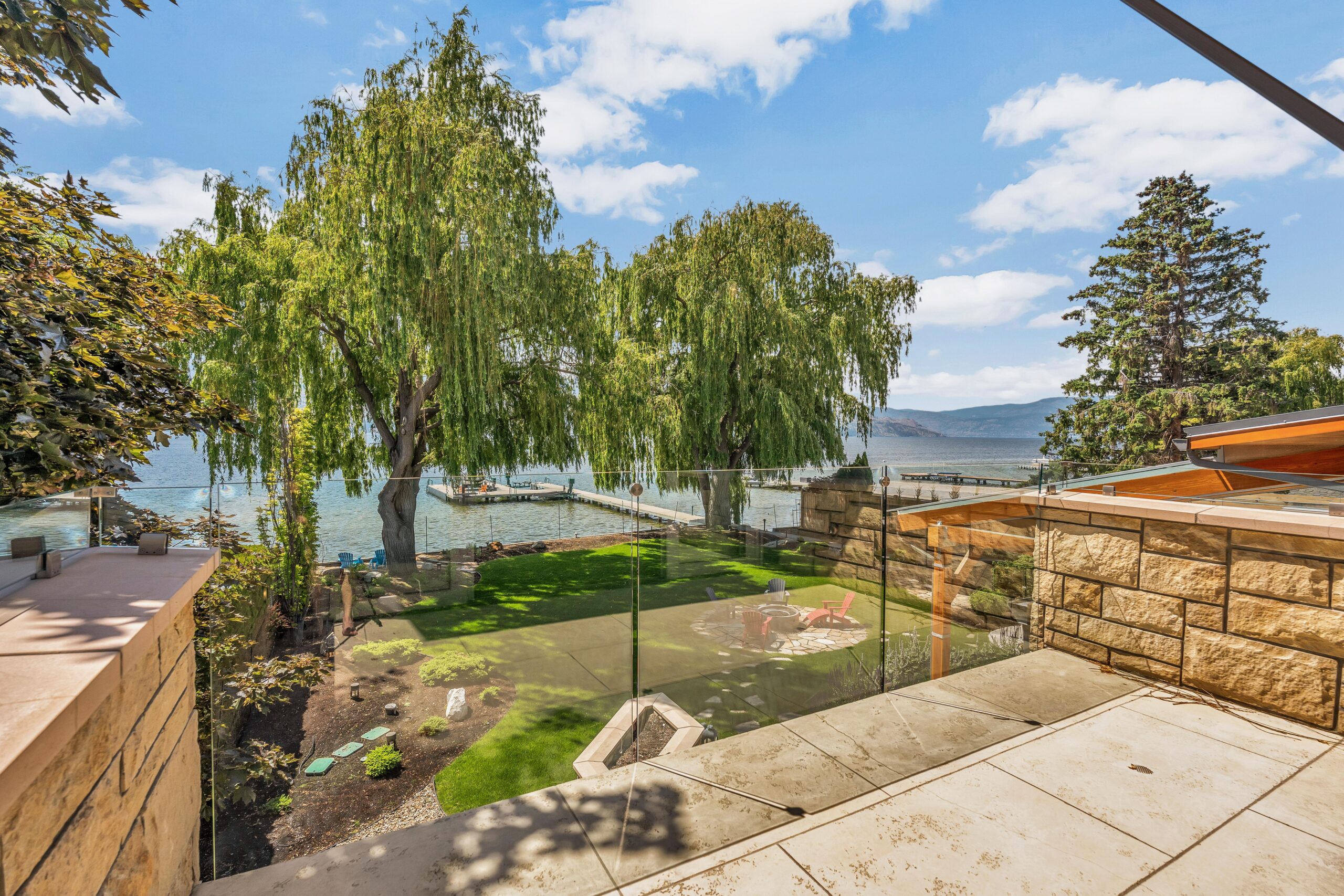 2463 Whitworth Road West Kelowna V4T 2K5