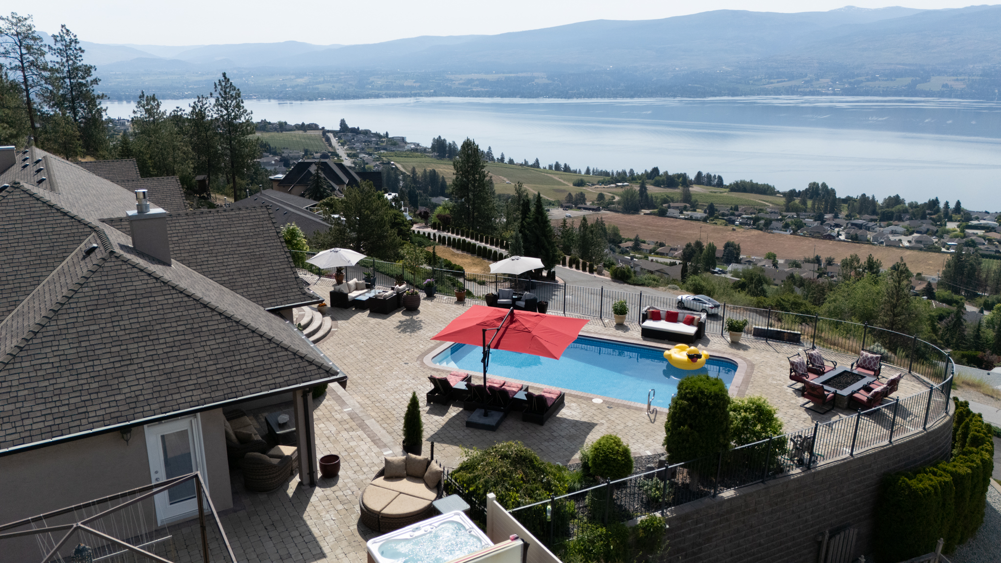 1260 Timothy Place Kelowna V1Z 3N2