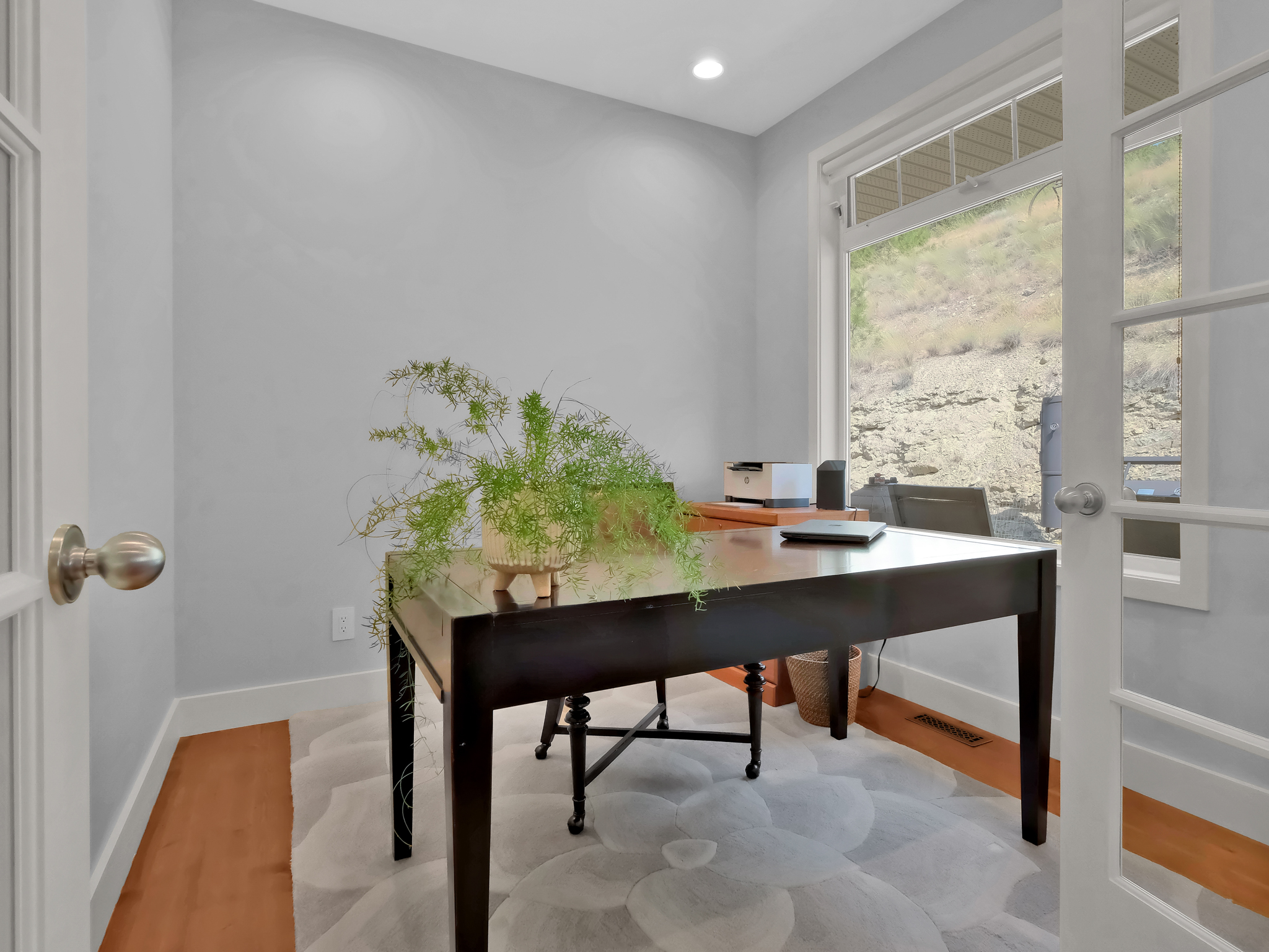 1260 Timothy Place Kelowna V1Z 3N2