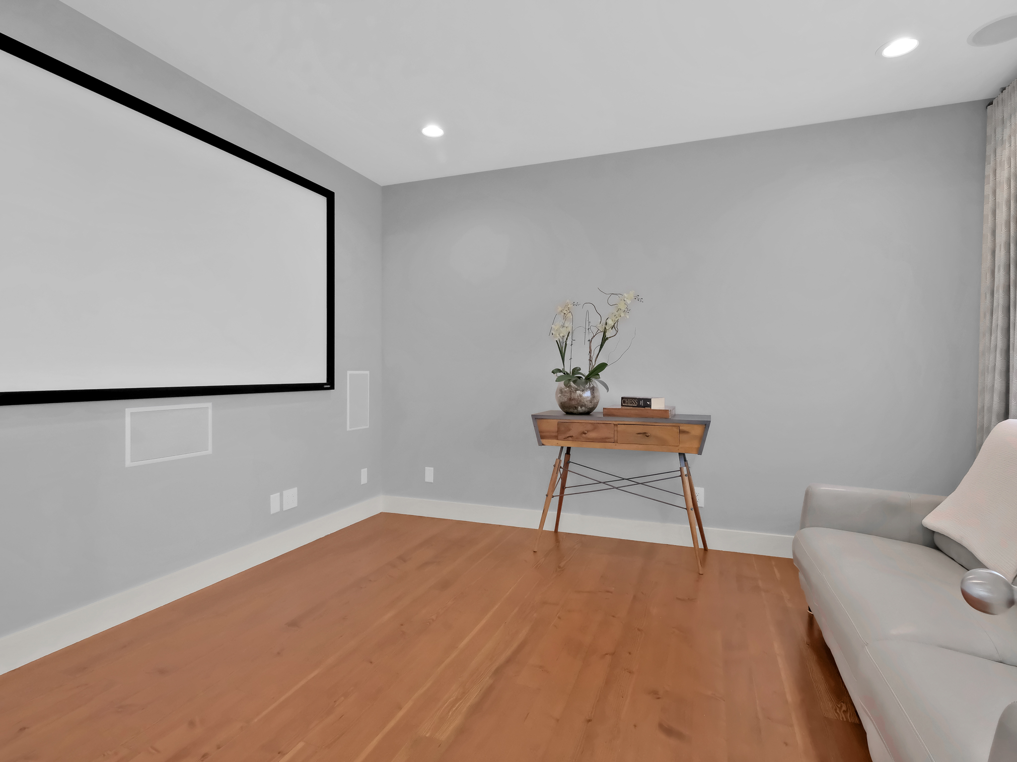 1260 Timothy Place Kelowna V1Z 3N2