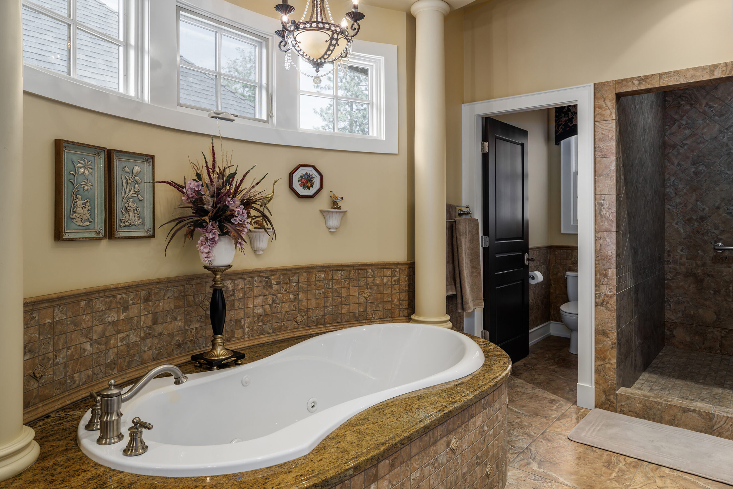 983 Westpoint Drive Kelowna V1W 4Z9