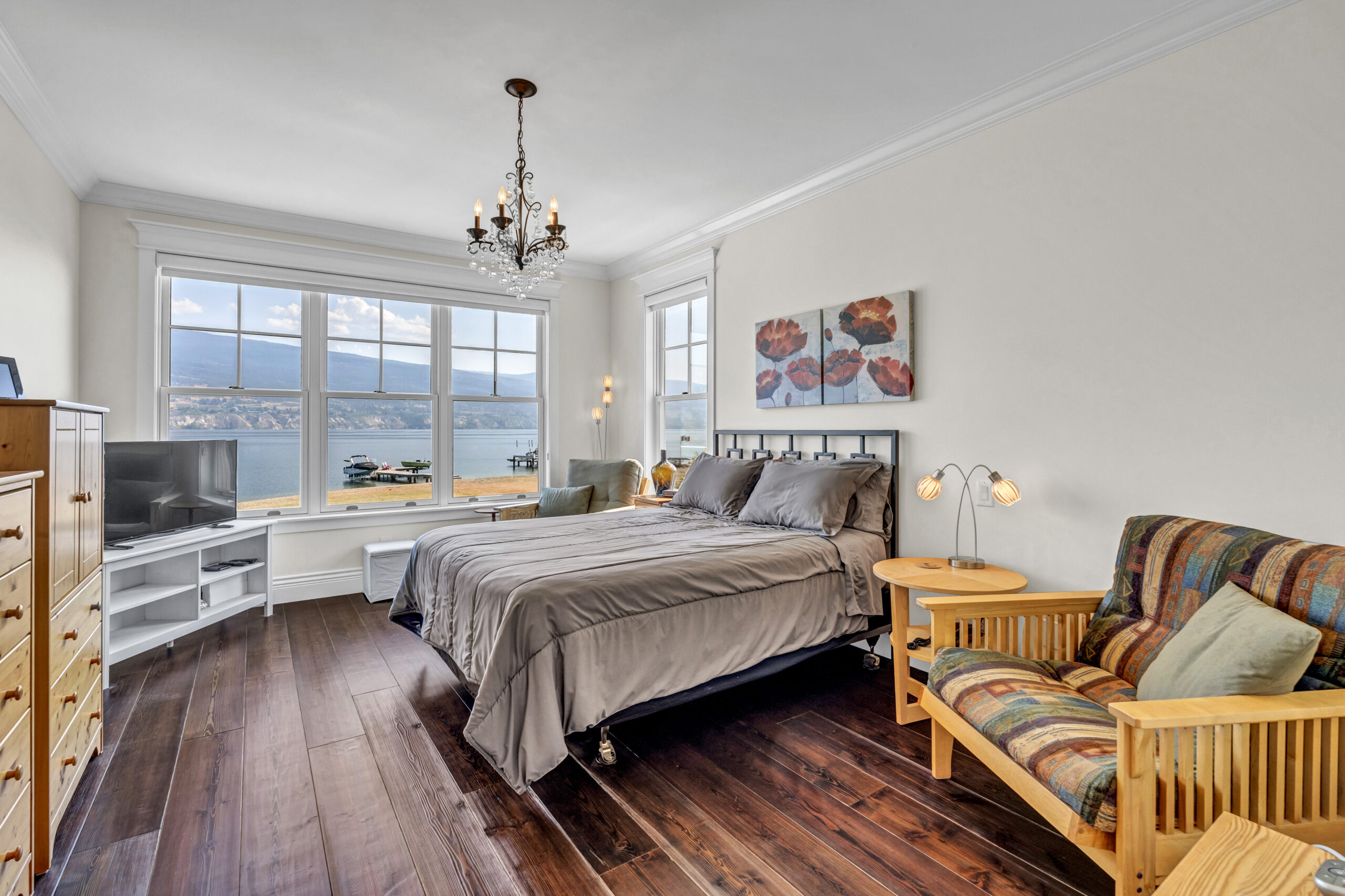4217 Williams Avenue Summerland V0H 1Z9