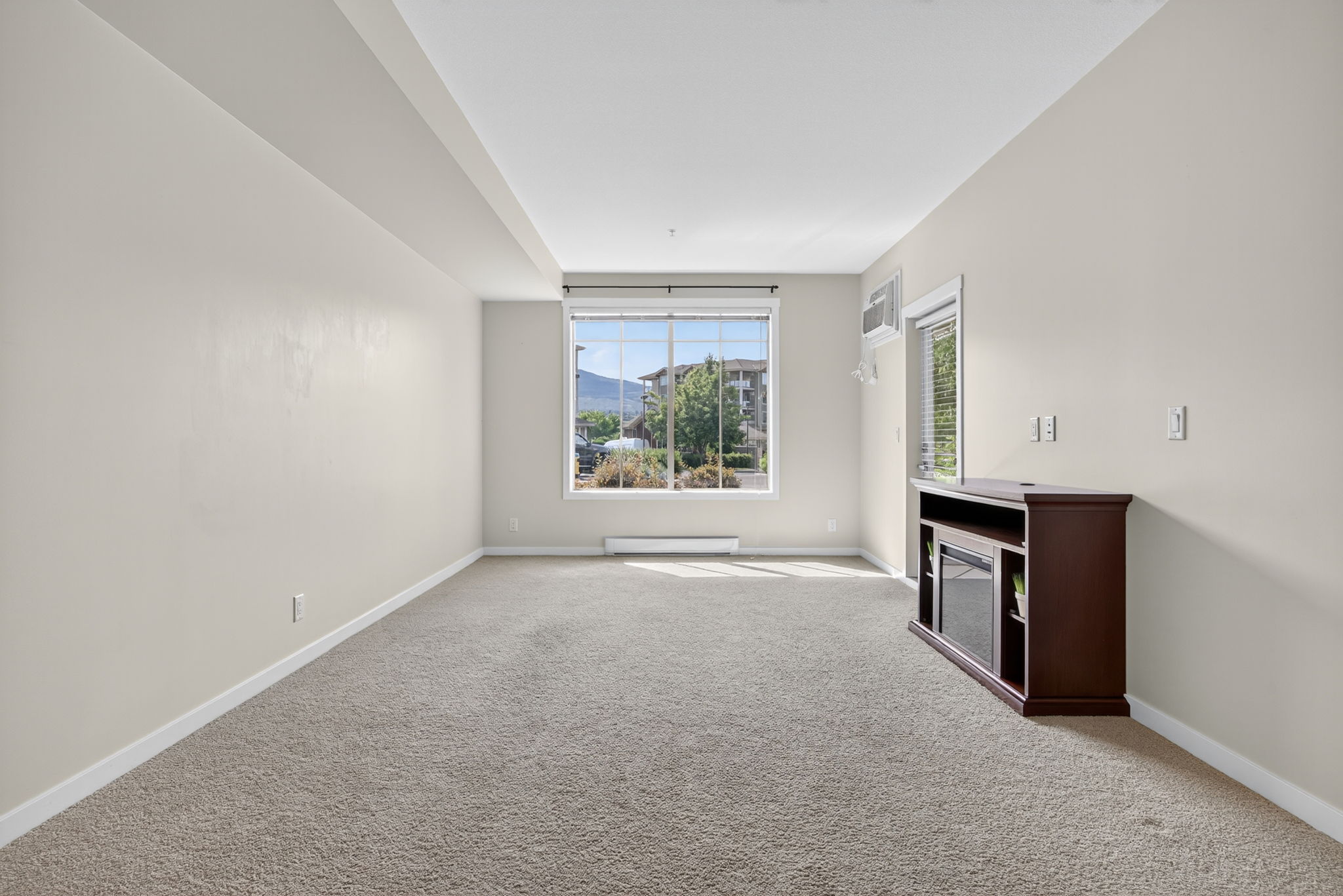 3733 Casorso Road 117 Kelowna V1W 5E3
