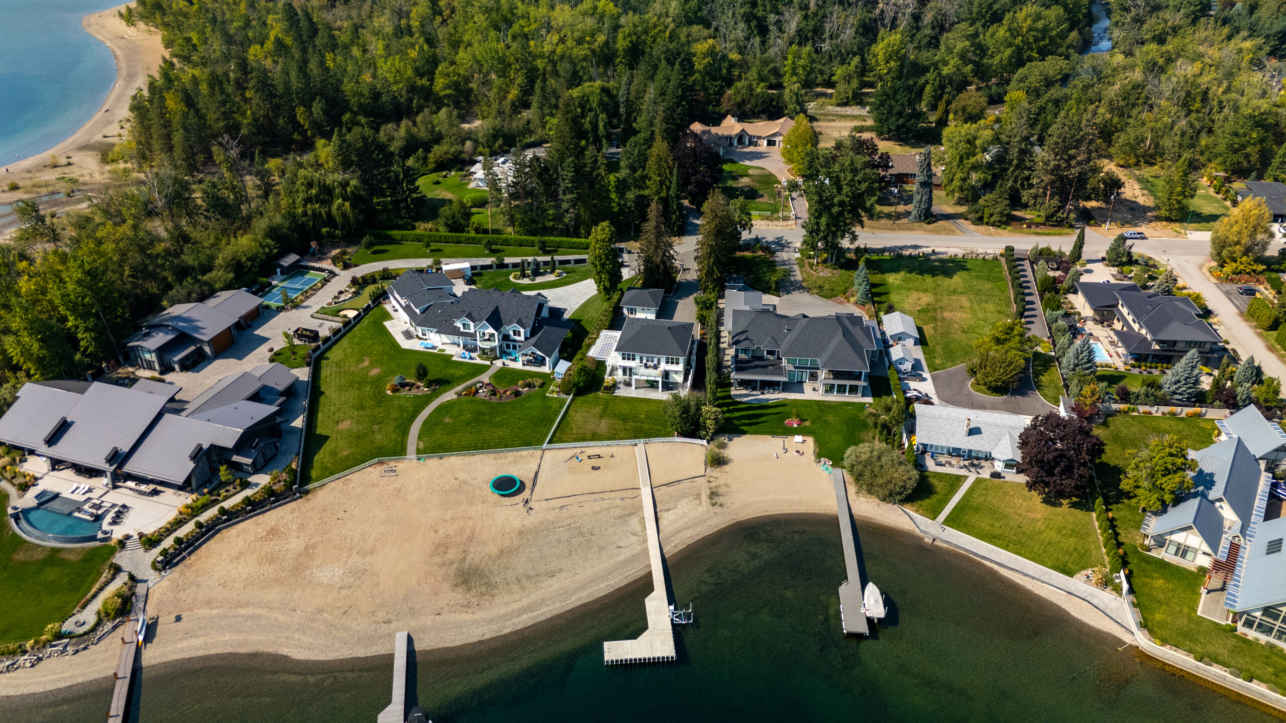 4217 Williams Avenue Summerland V0H 1Z9