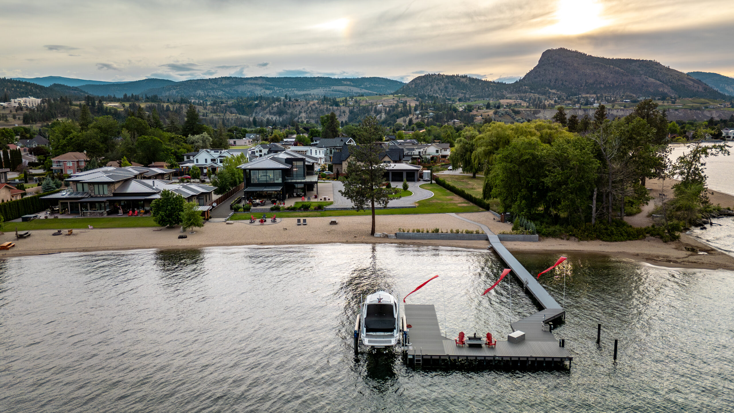 5849 Dale Avenue Summerland V0H 1Z9