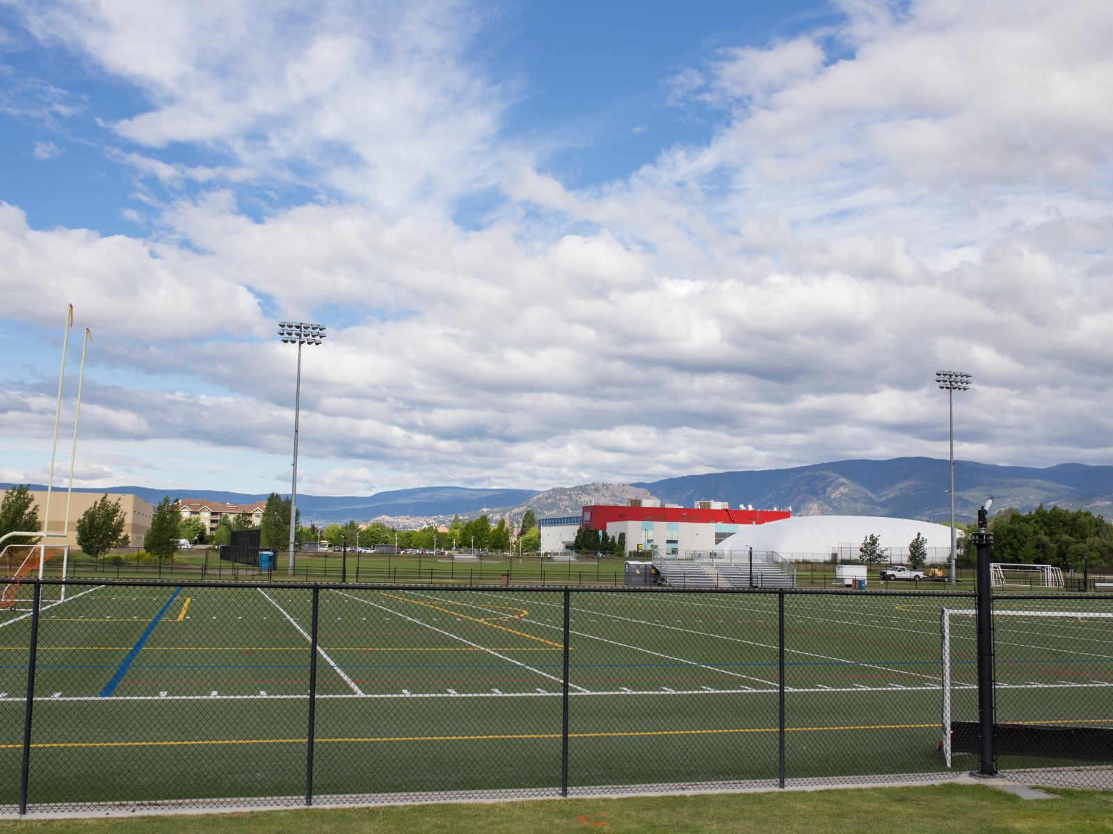 916 Bull Crescent Kelowna V2Y 0E2