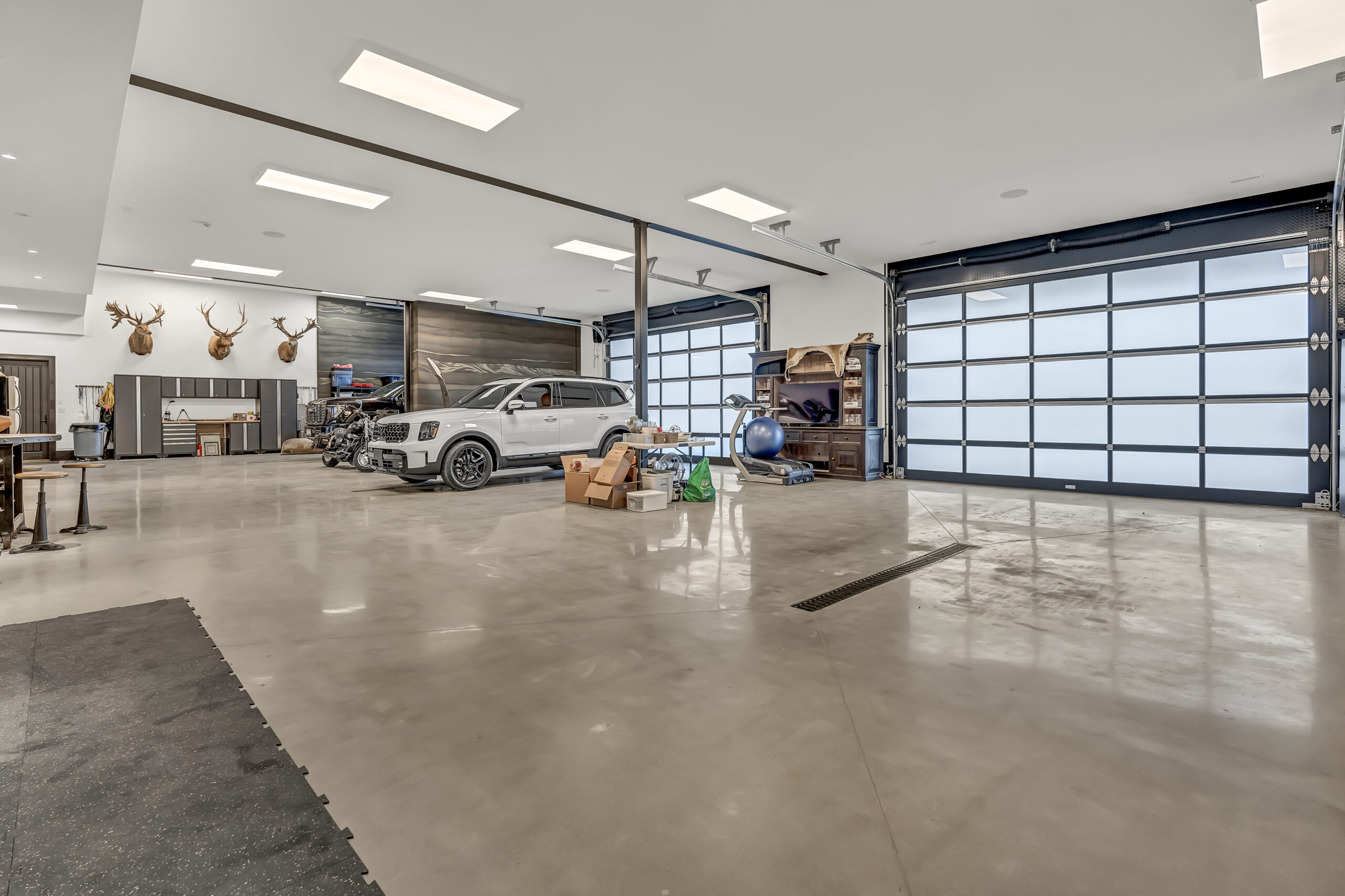 5849 Dale Avenue Summerland V0H 1Z9