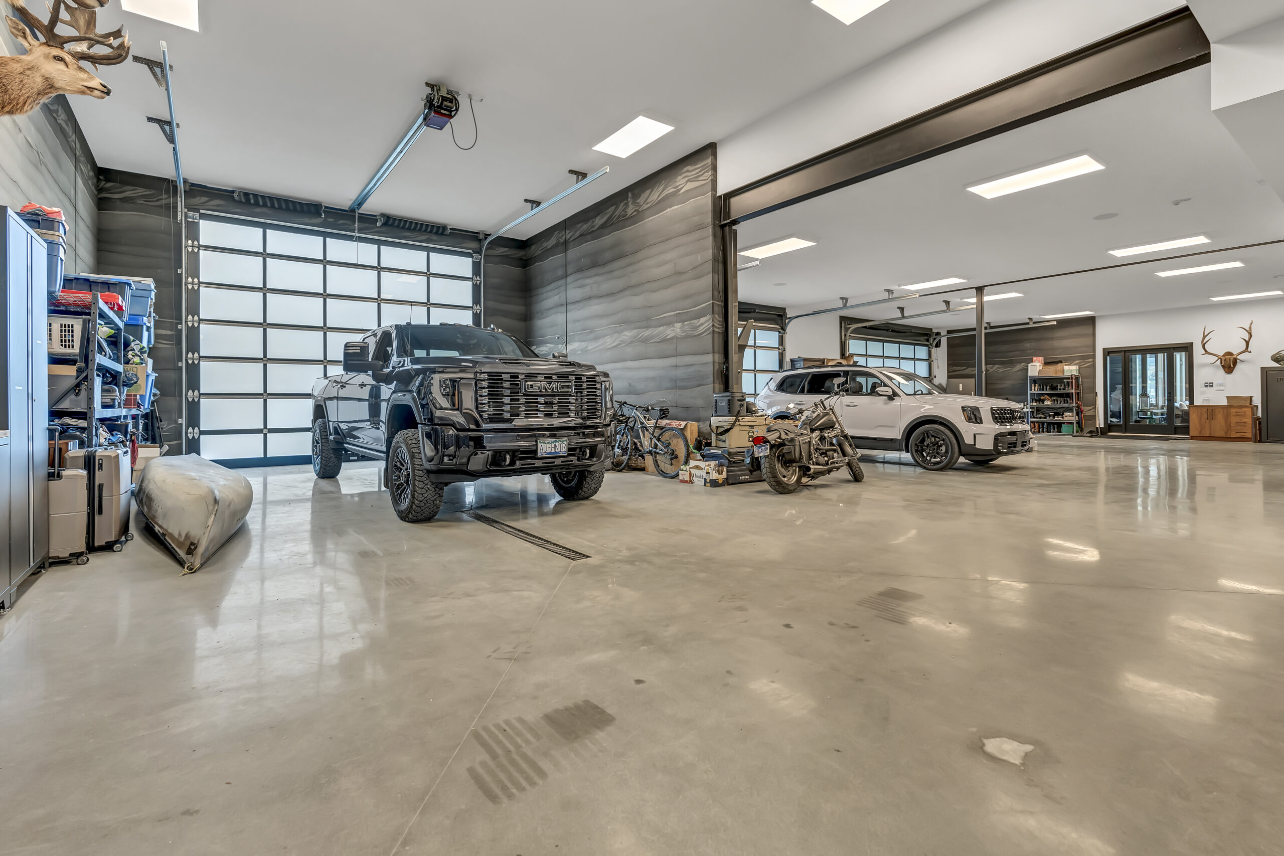 5849 Dale Avenue Summerland V0H 1Z9