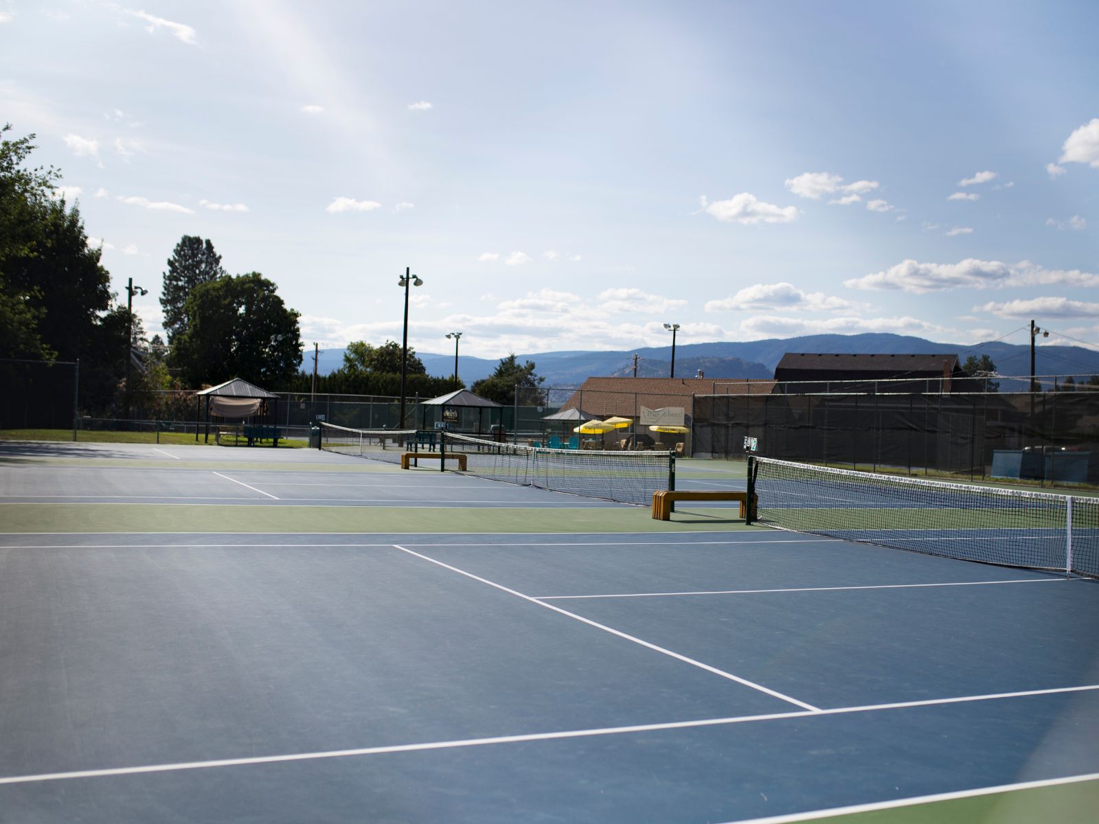 916 Bull Crescent Kelowna V2Y 0E2