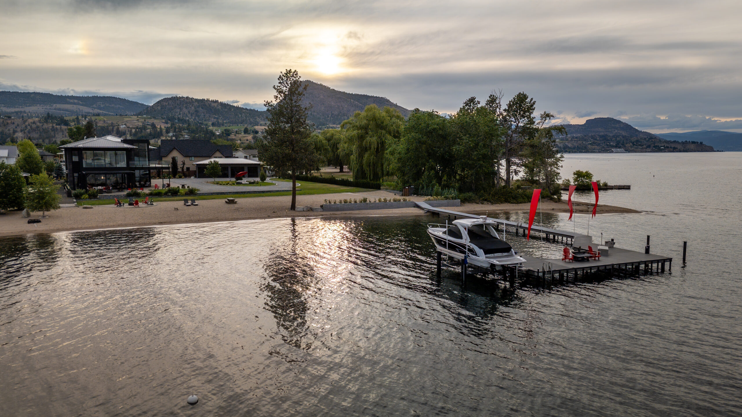 5849 Dale Avenue Summerland V0H 1Z9