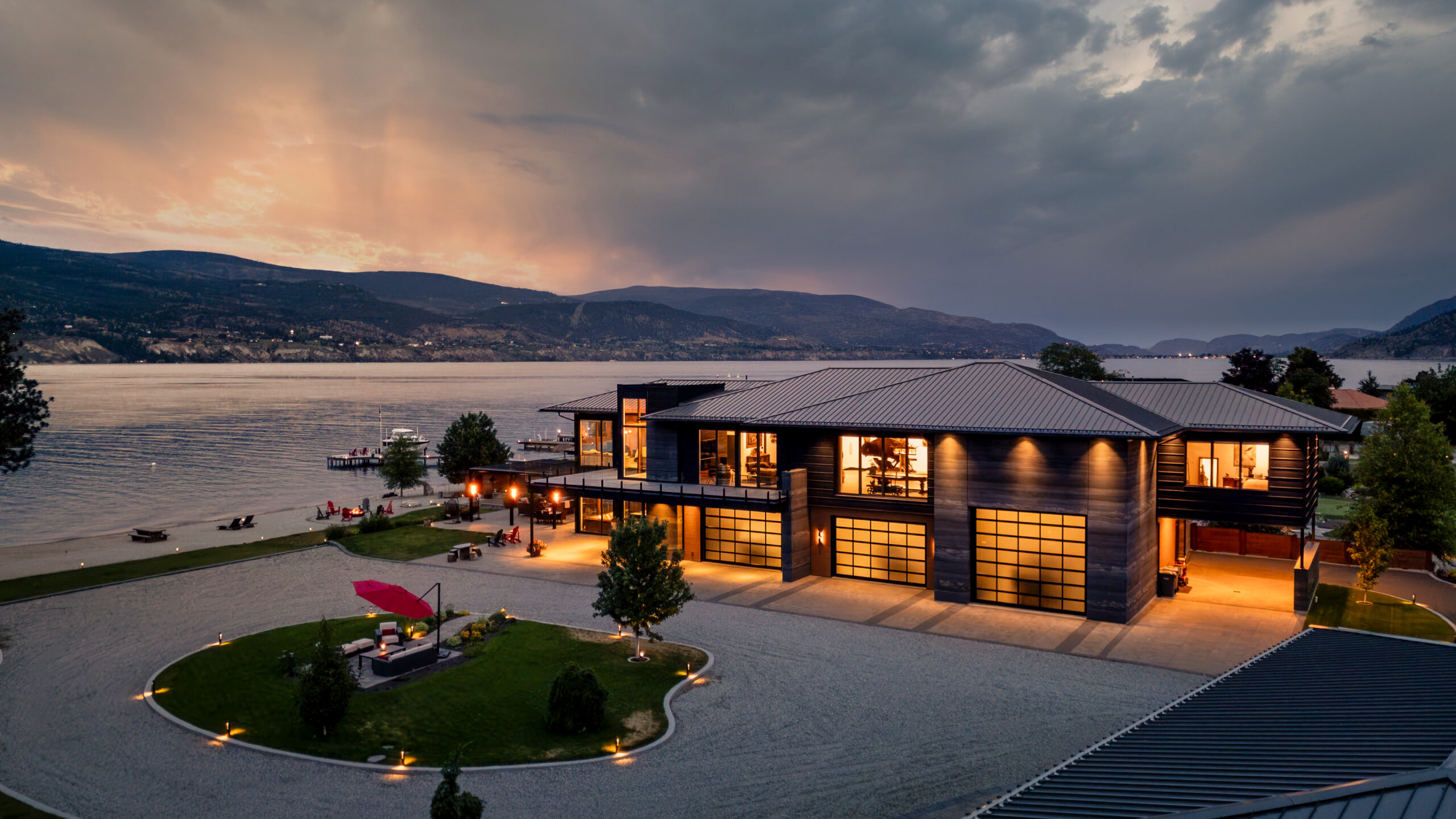 5849 Dale Avenue Summerland V0H 1Z9