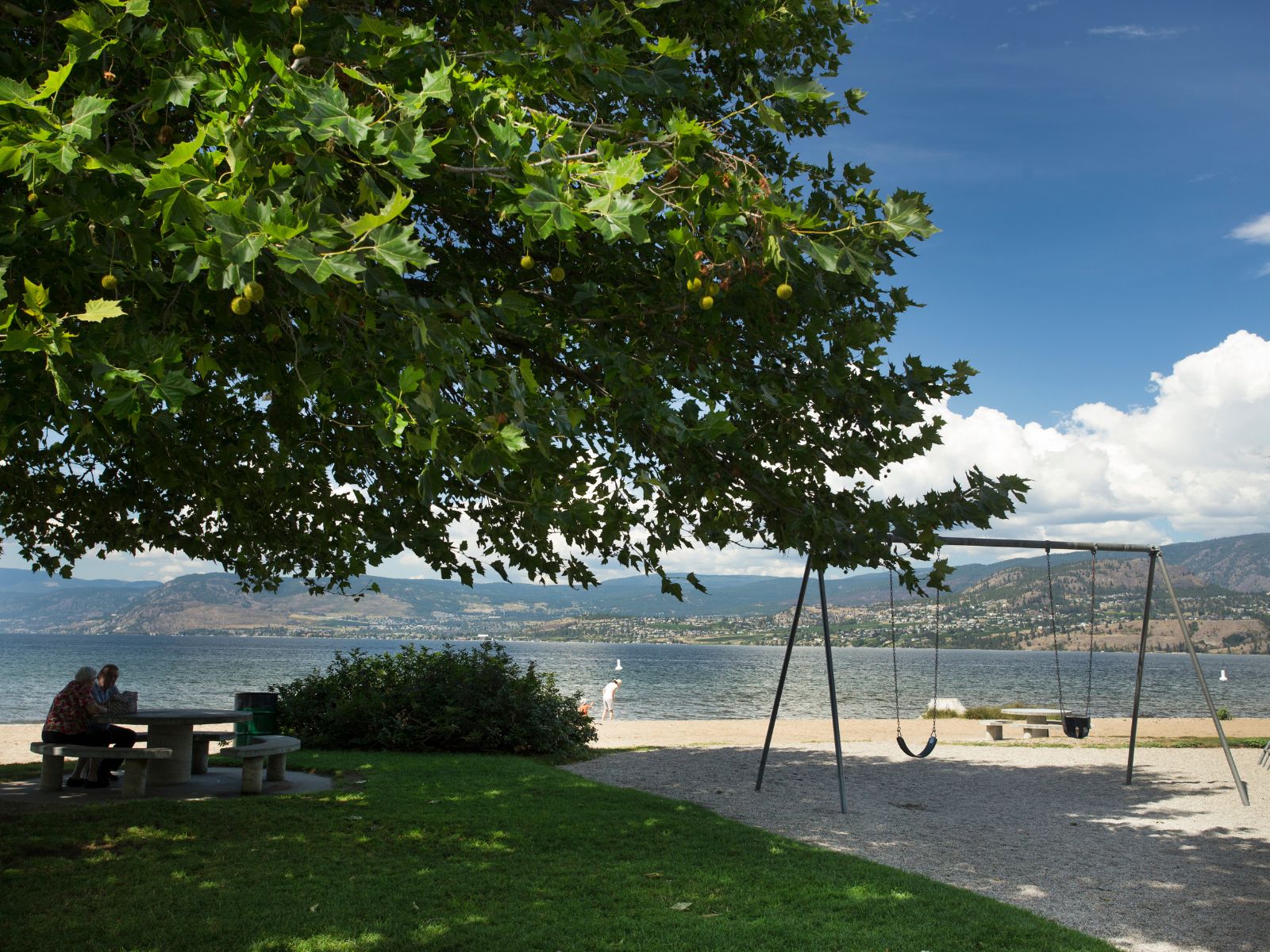 916 Bull Crescent Kelowna V2Y 0E2