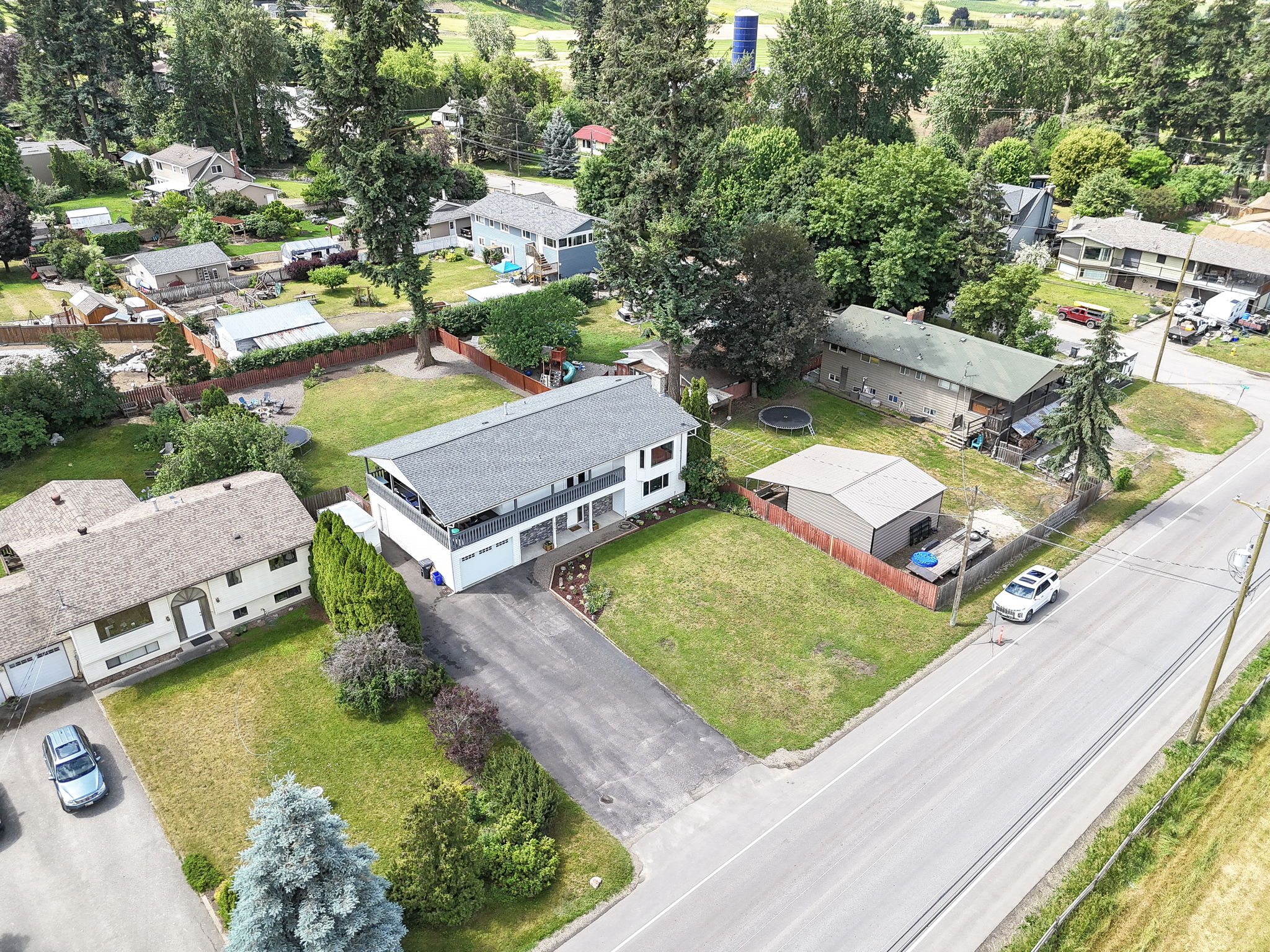 6274 Learmouth Road Coldstream V1B 3G1
