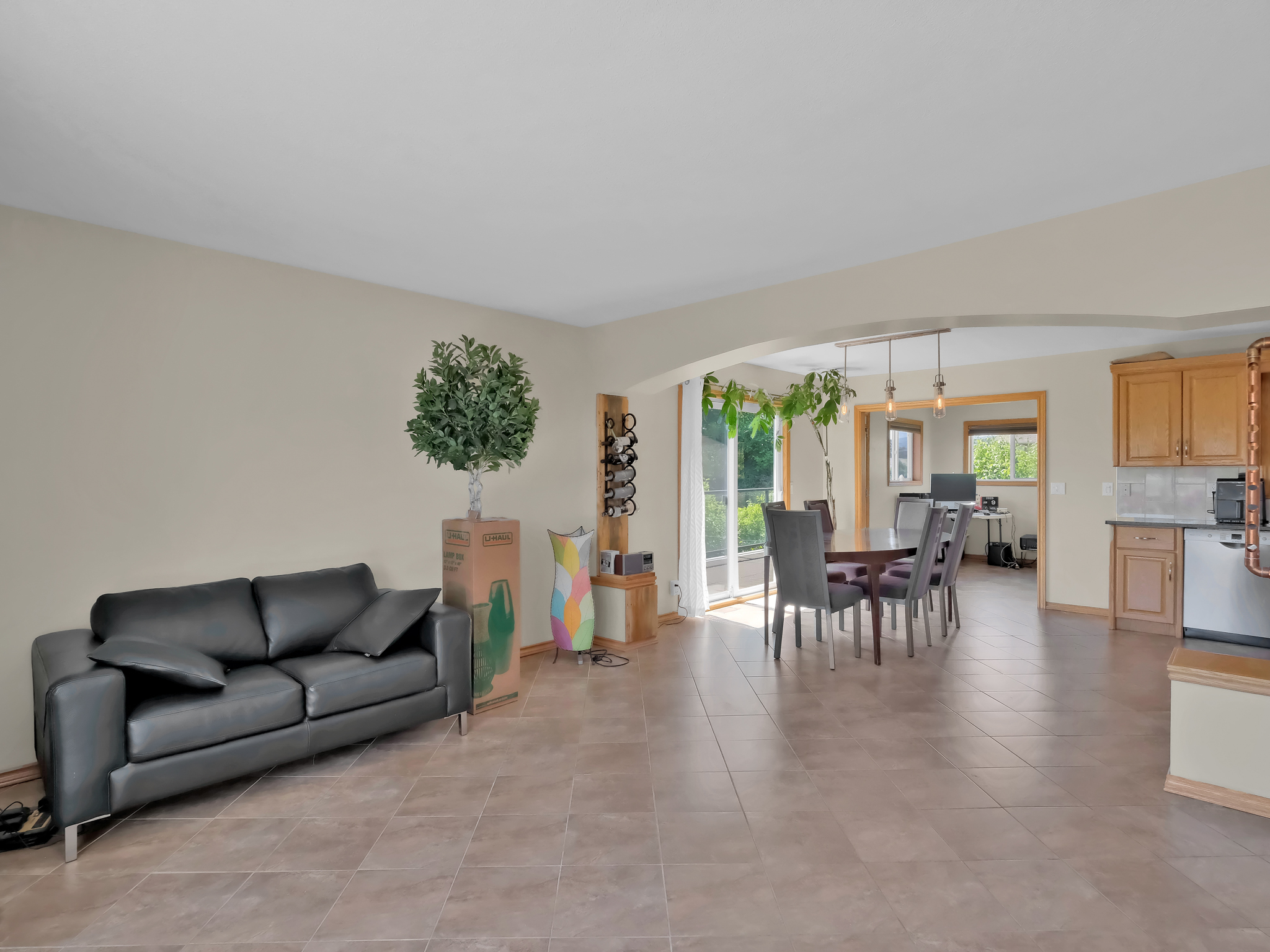 3124 Cox Road West Kelowna V1Z 2B4