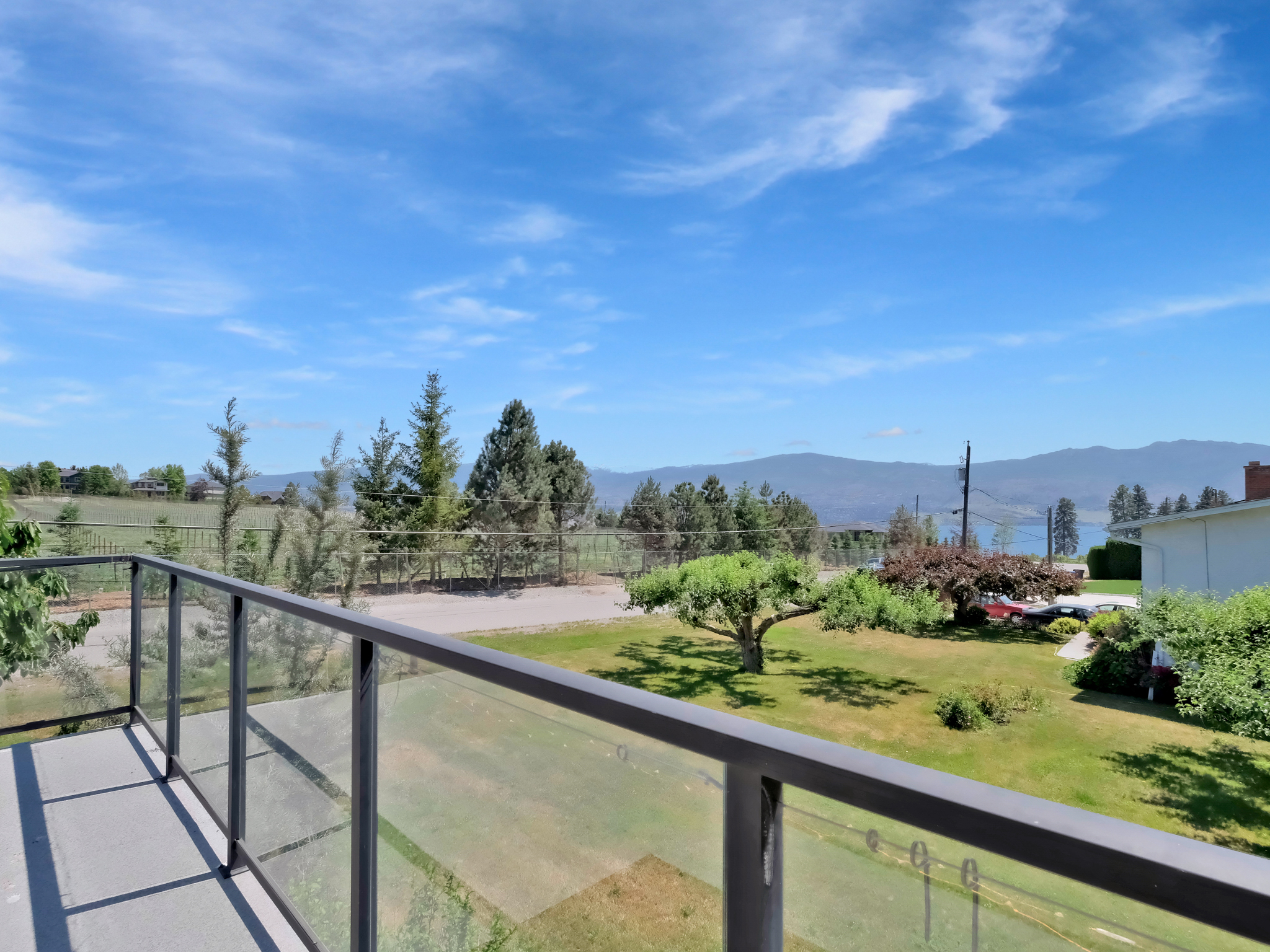 3124 Cox Road West Kelowna V1Z 2B4