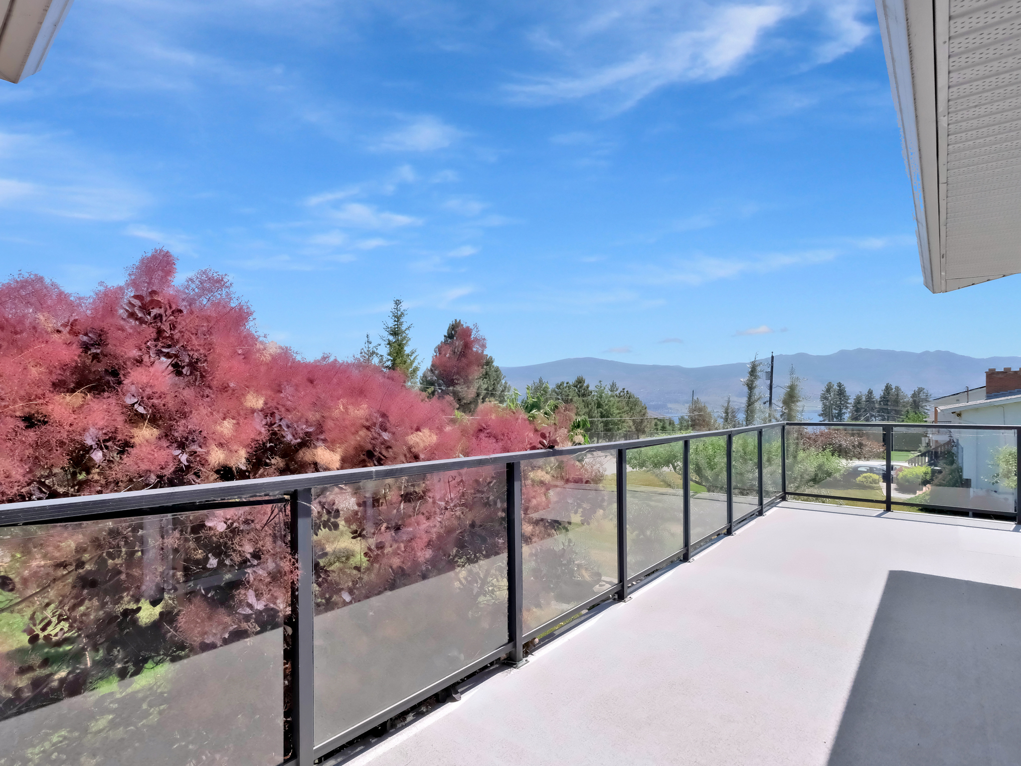 3124 Cox Road West Kelowna V1Z 2B4