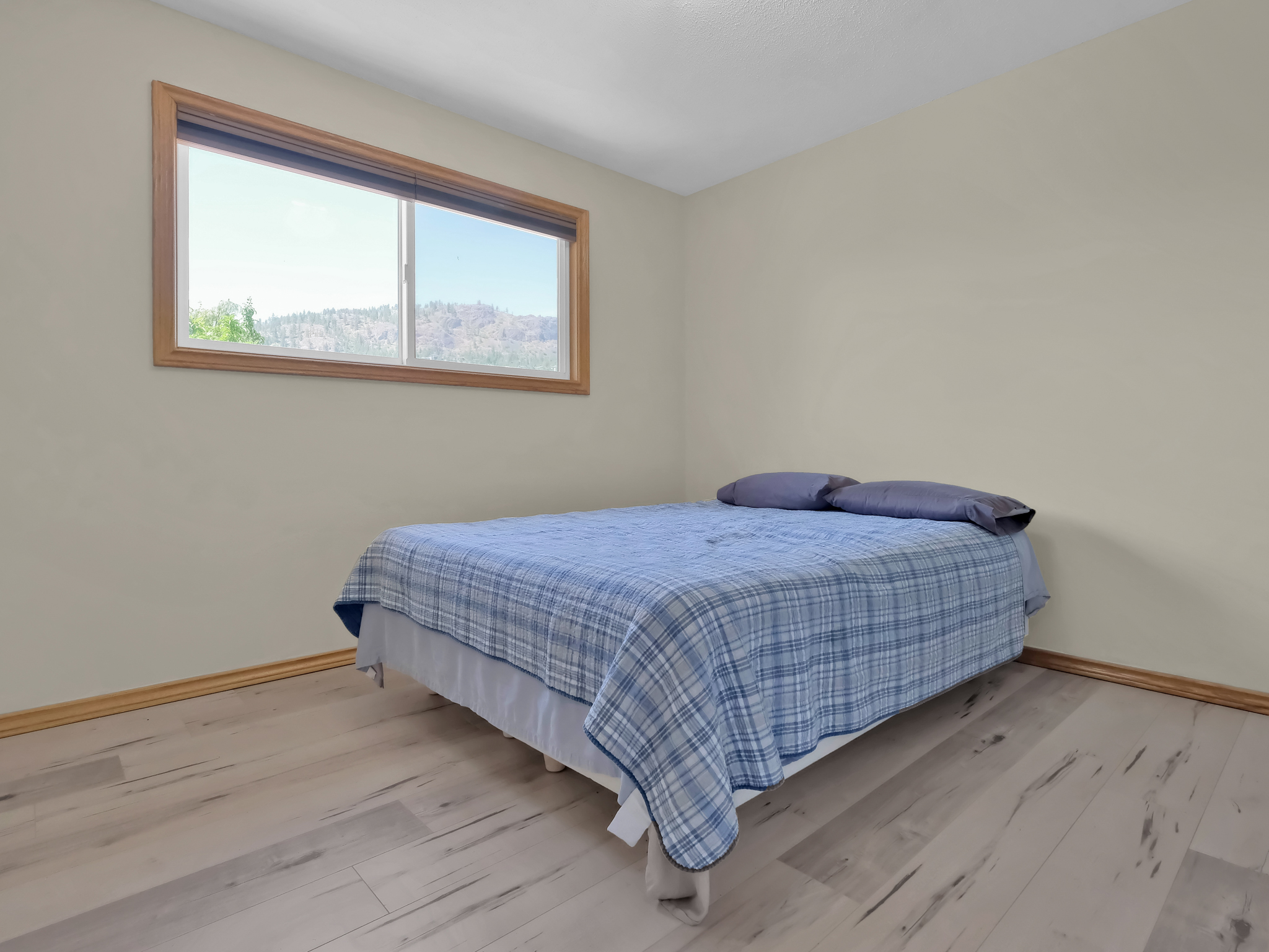 3124 Cox Road West Kelowna V1Z 2B4