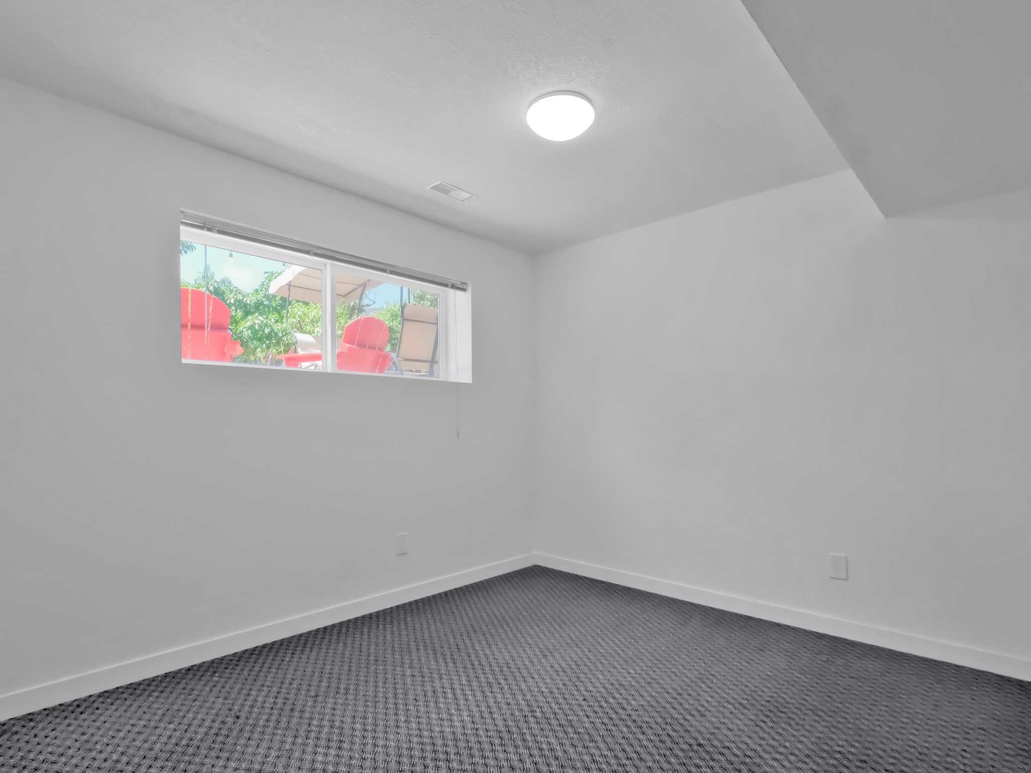 3124 Cox Road West Kelowna V1Z 2B4