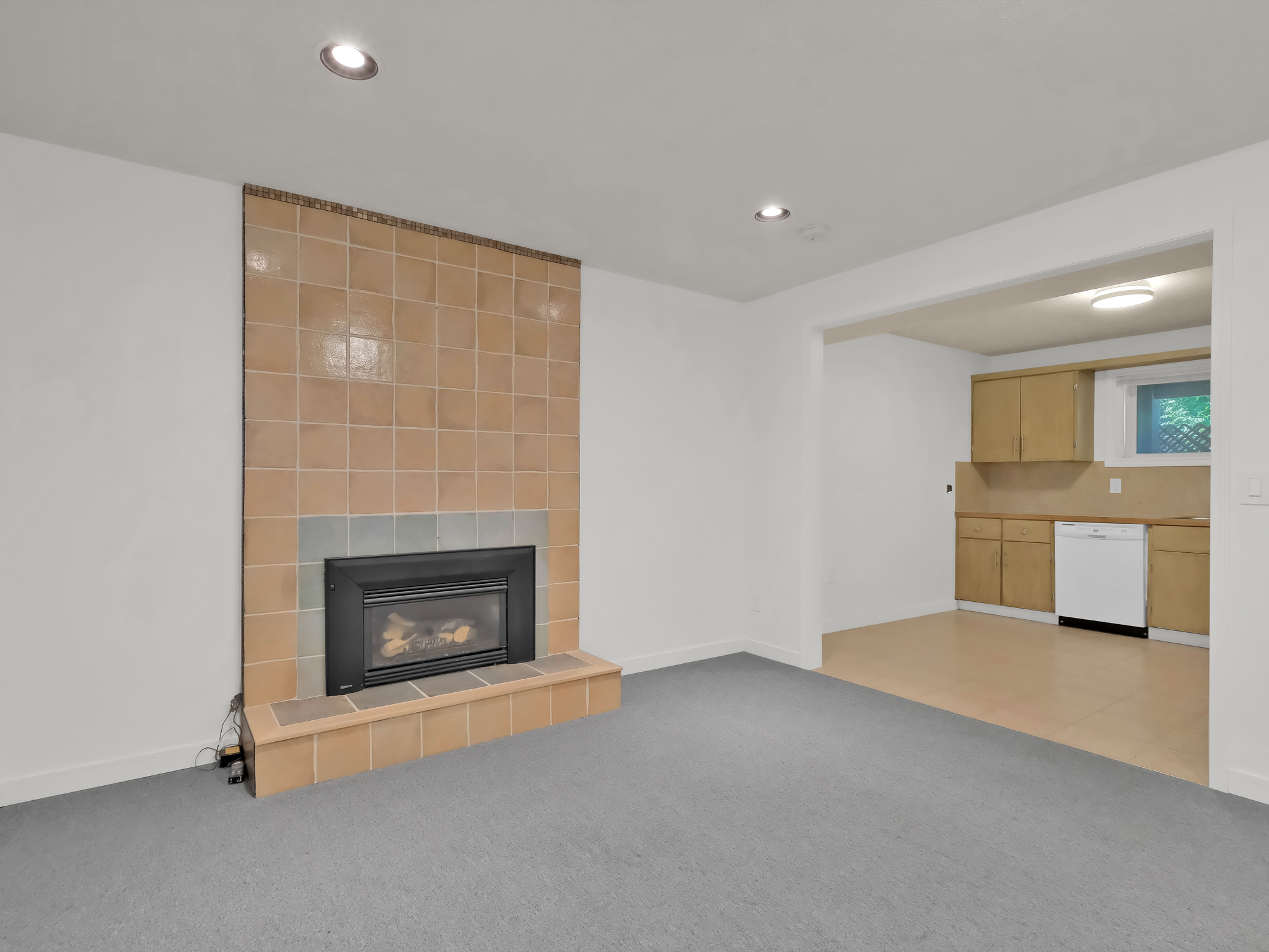 3124 Cox Road West Kelowna V1Z 2B4