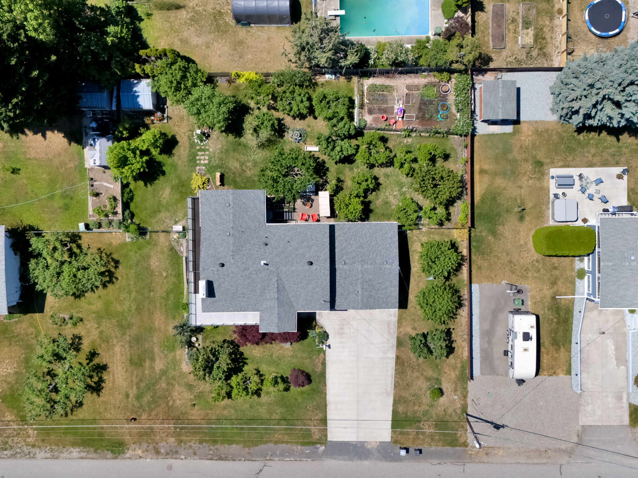 3124 Cox Road West Kelowna V1Z 2B4