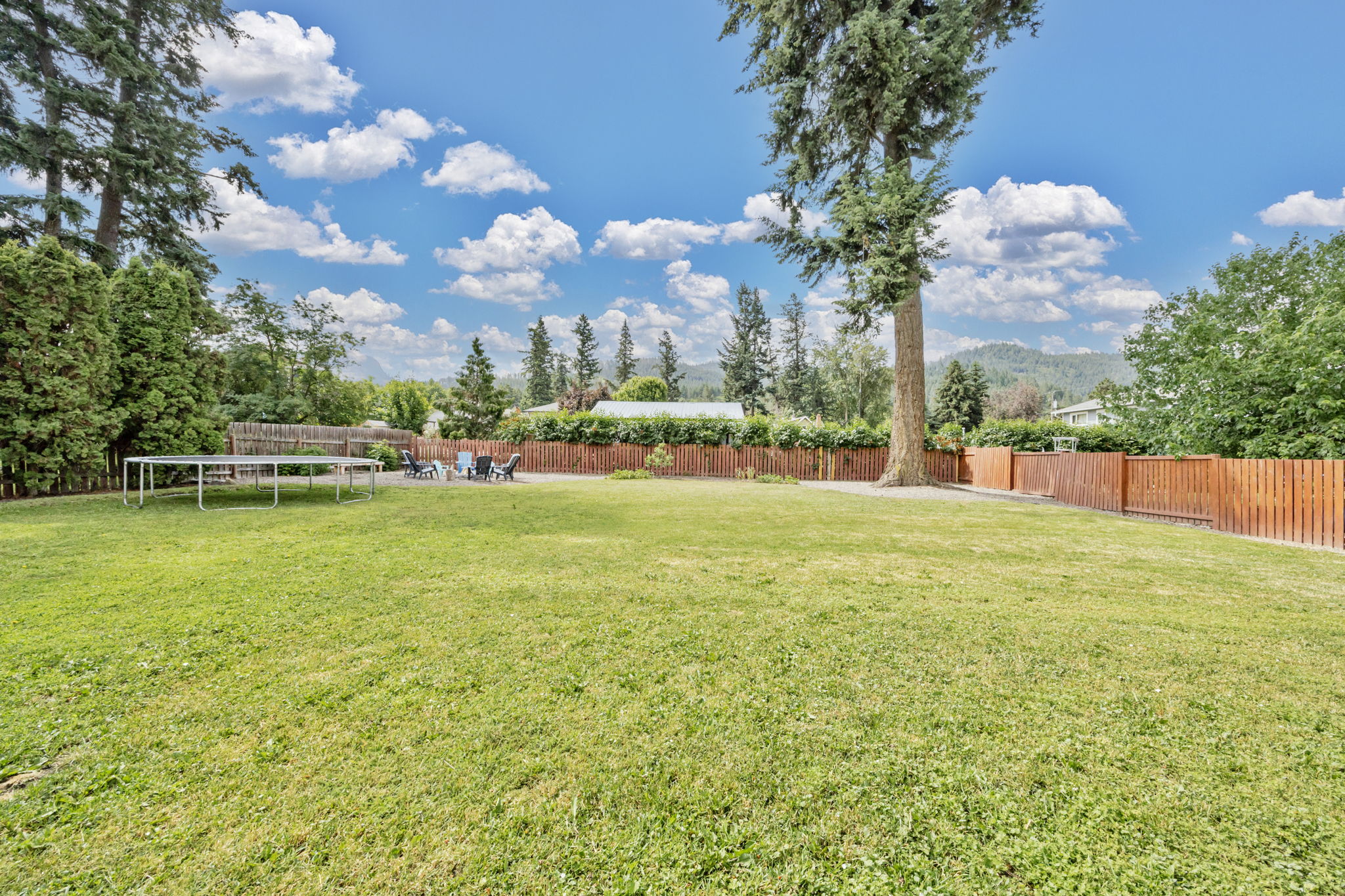6274 Learmouth Road Coldstream V1B 3G1