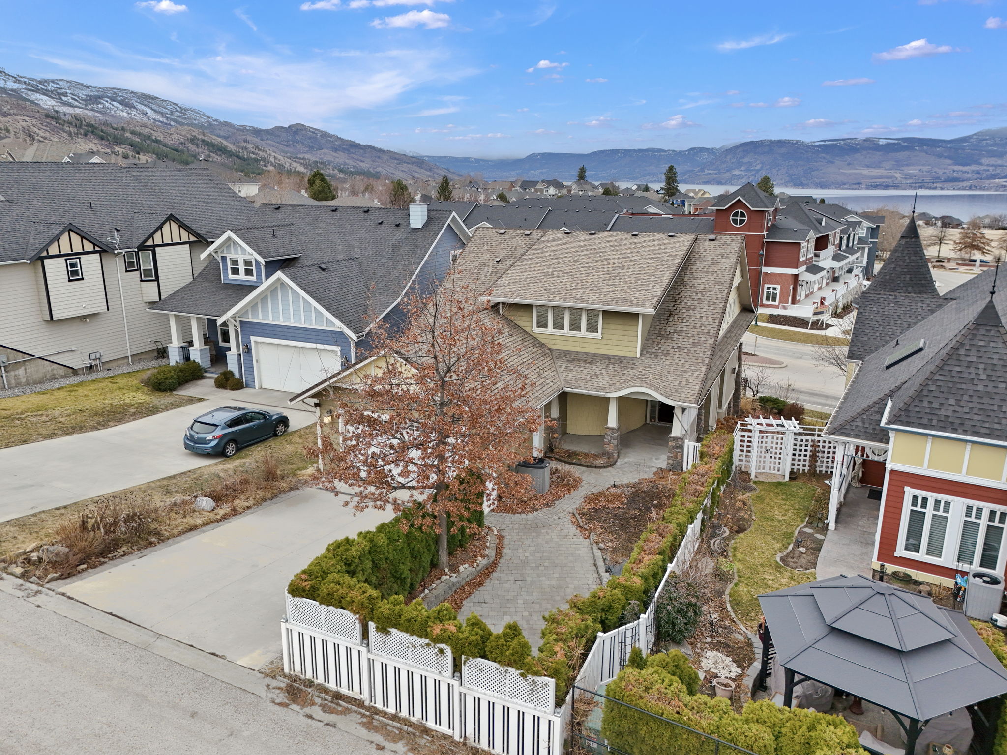 5333 Chute Lake Road Kelowna V1W 4L5