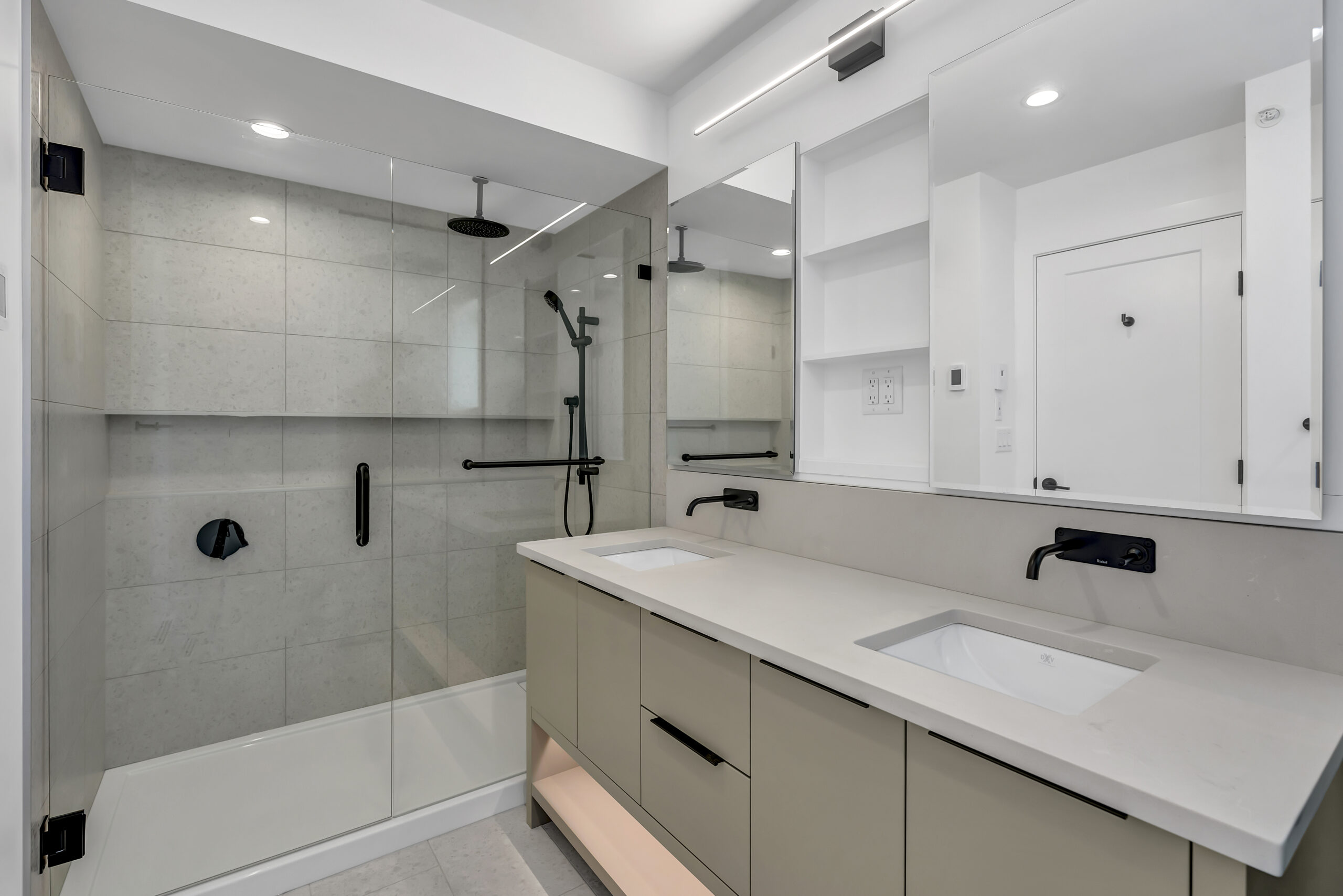 3190 Landry Crescent Summerland V0H 1Z9