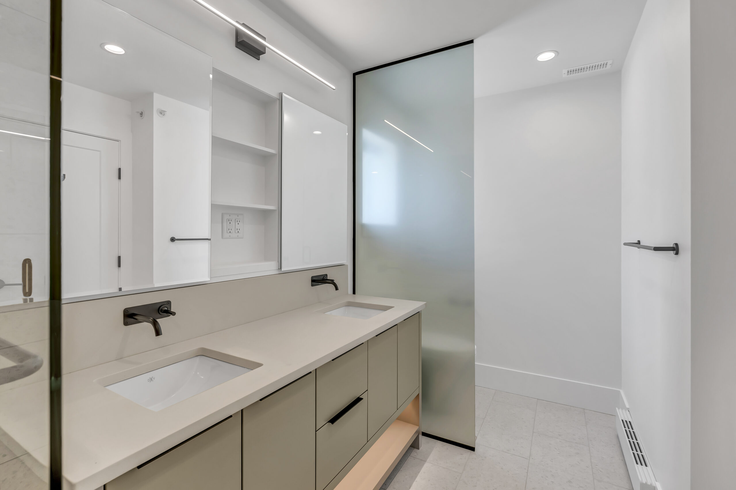 3190 Landry Crescent Summerland V0H 1Z9