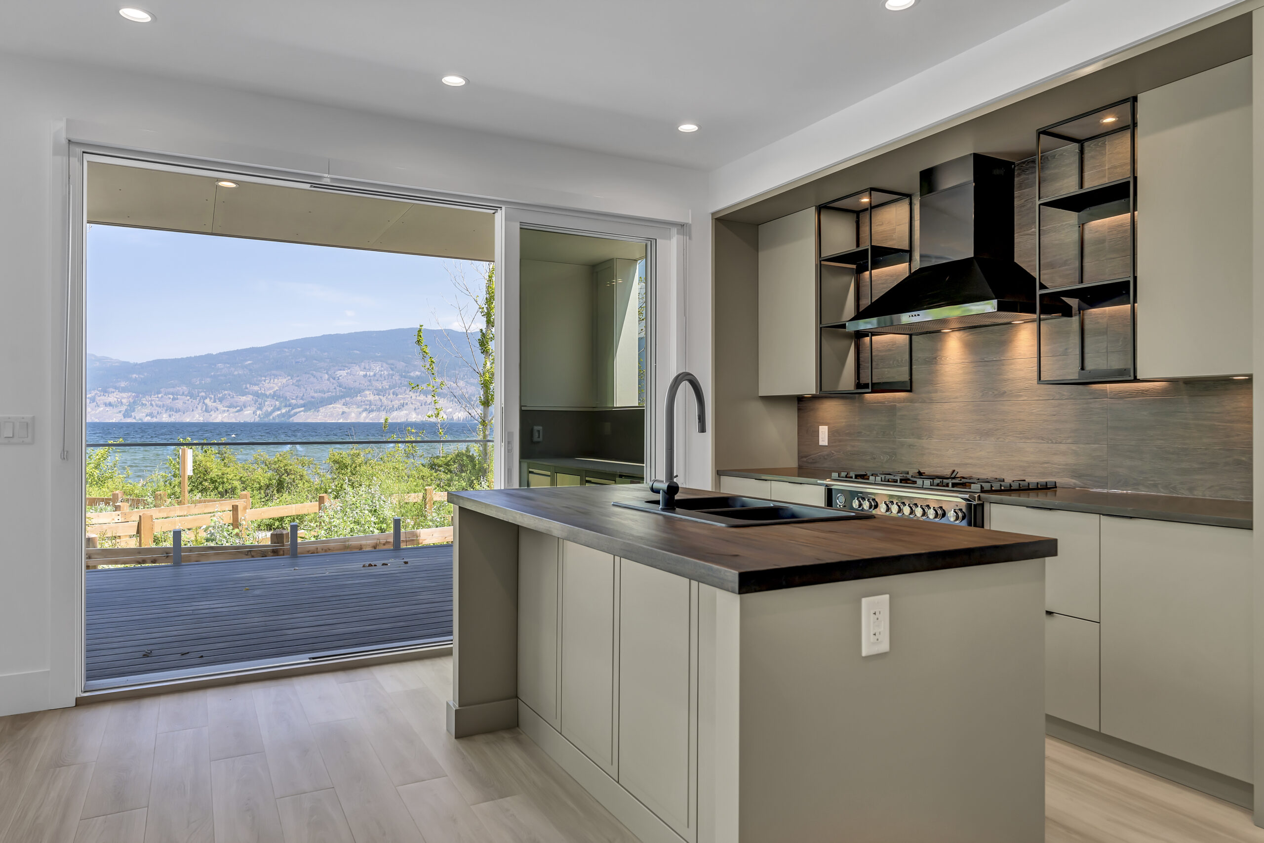 3190 Landry Crescent Summerland V0H 1Z9