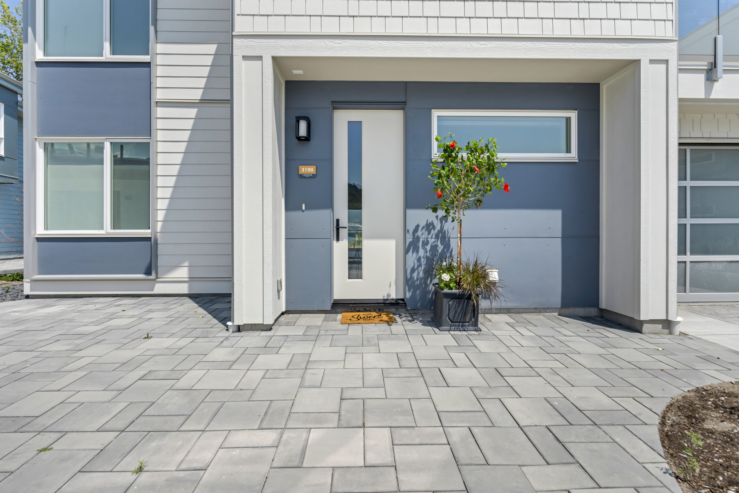 3190 Landry Crescent Summerland V0H 1Z9