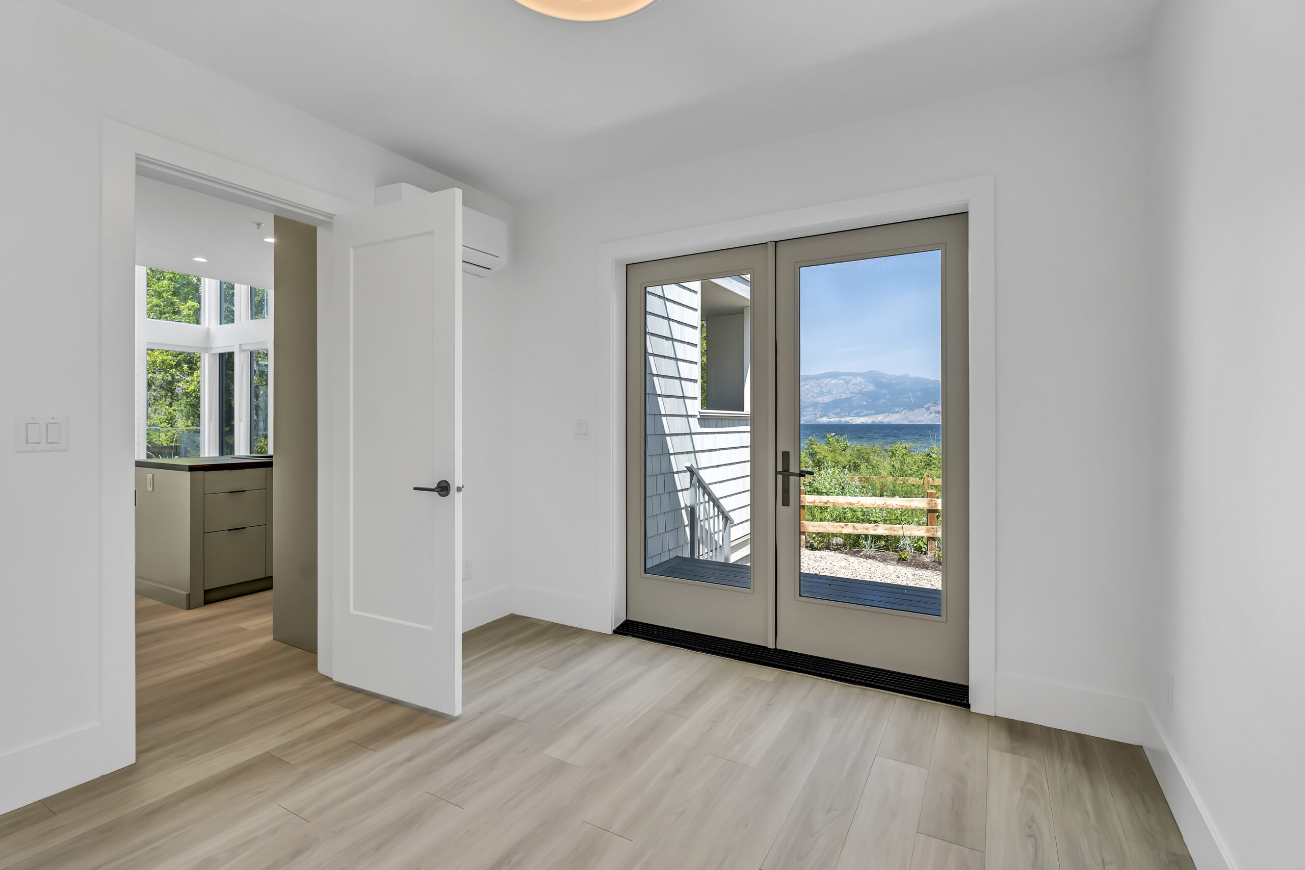 3190 Landry Crescent Summerland V0H 1Z9