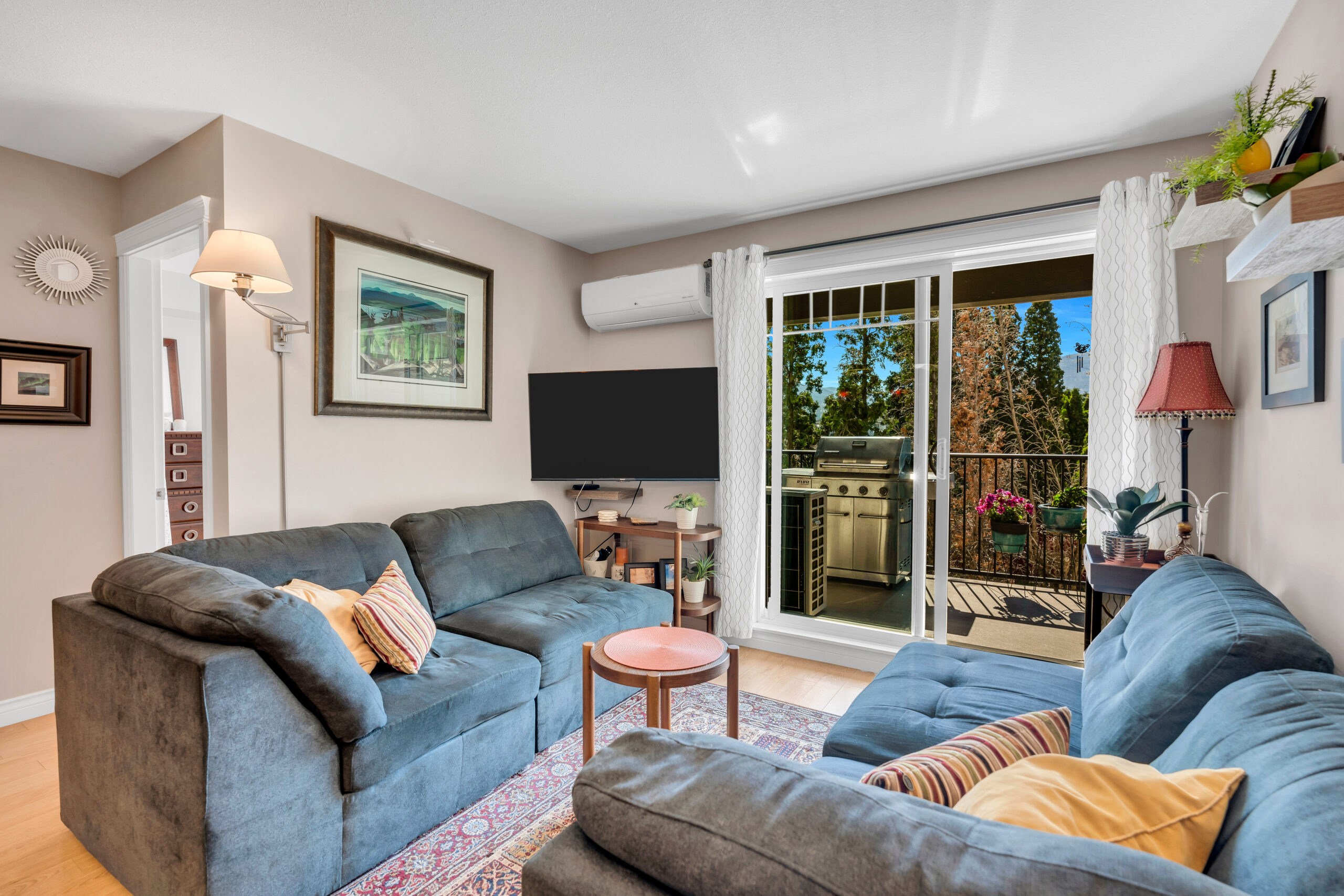 101 Cossar Avenue 203 Penticton V2A 2V3