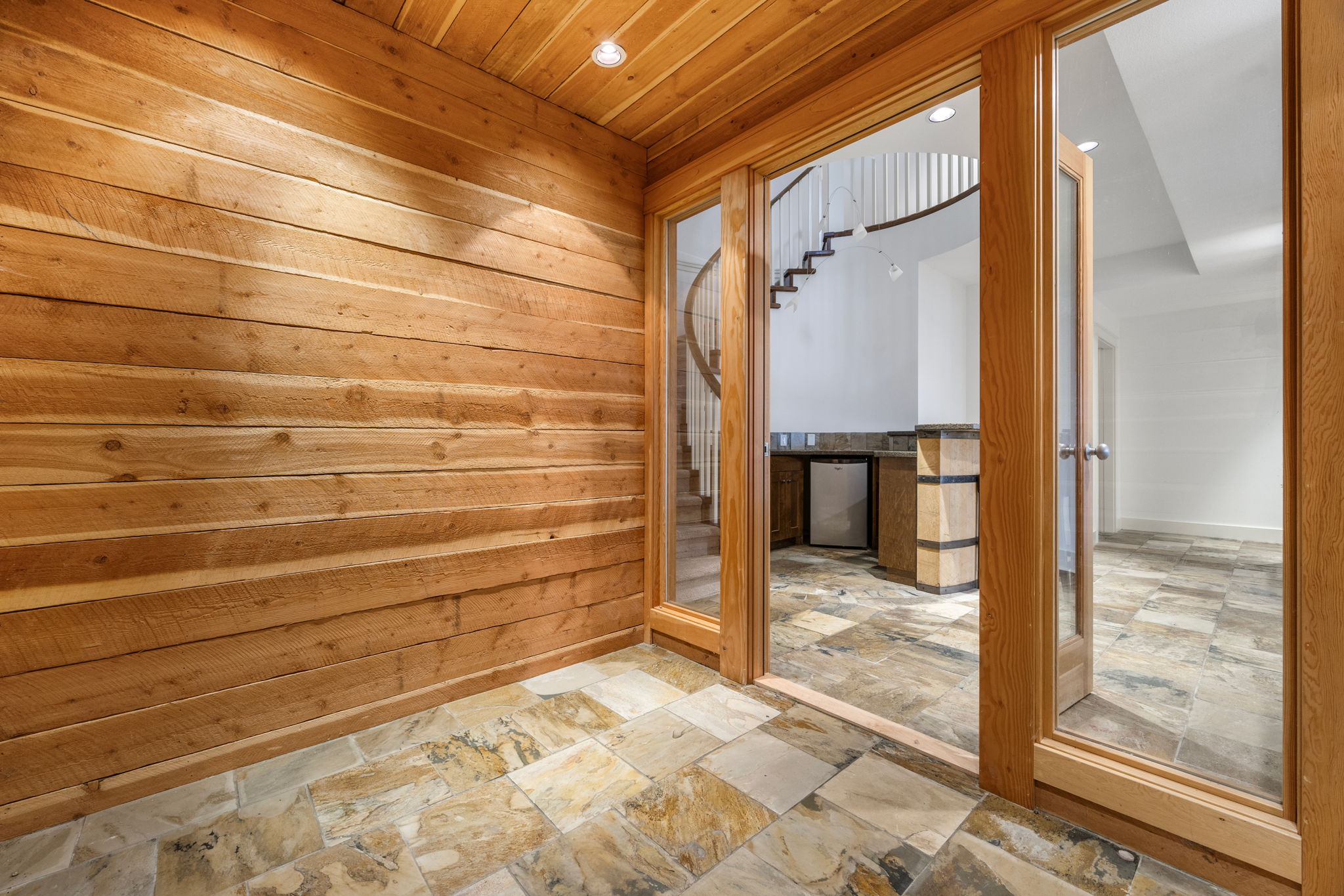 5333 Chute Lake Road Kelowna V1W 4L5