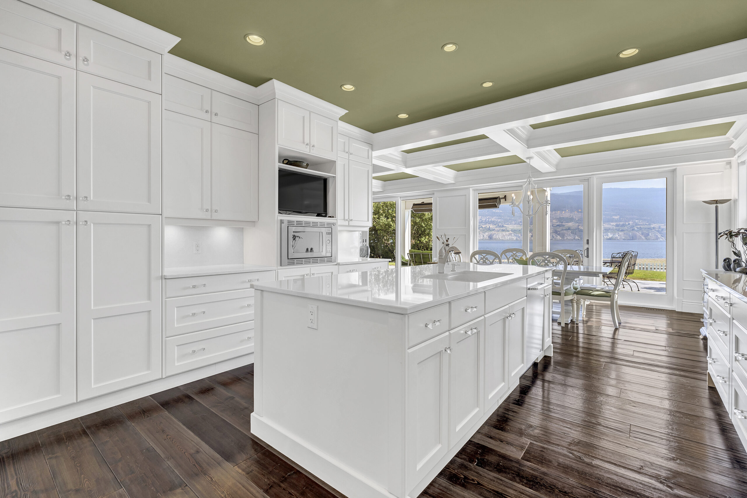 4217 Williams Avenue Summerland V0H 1Z9