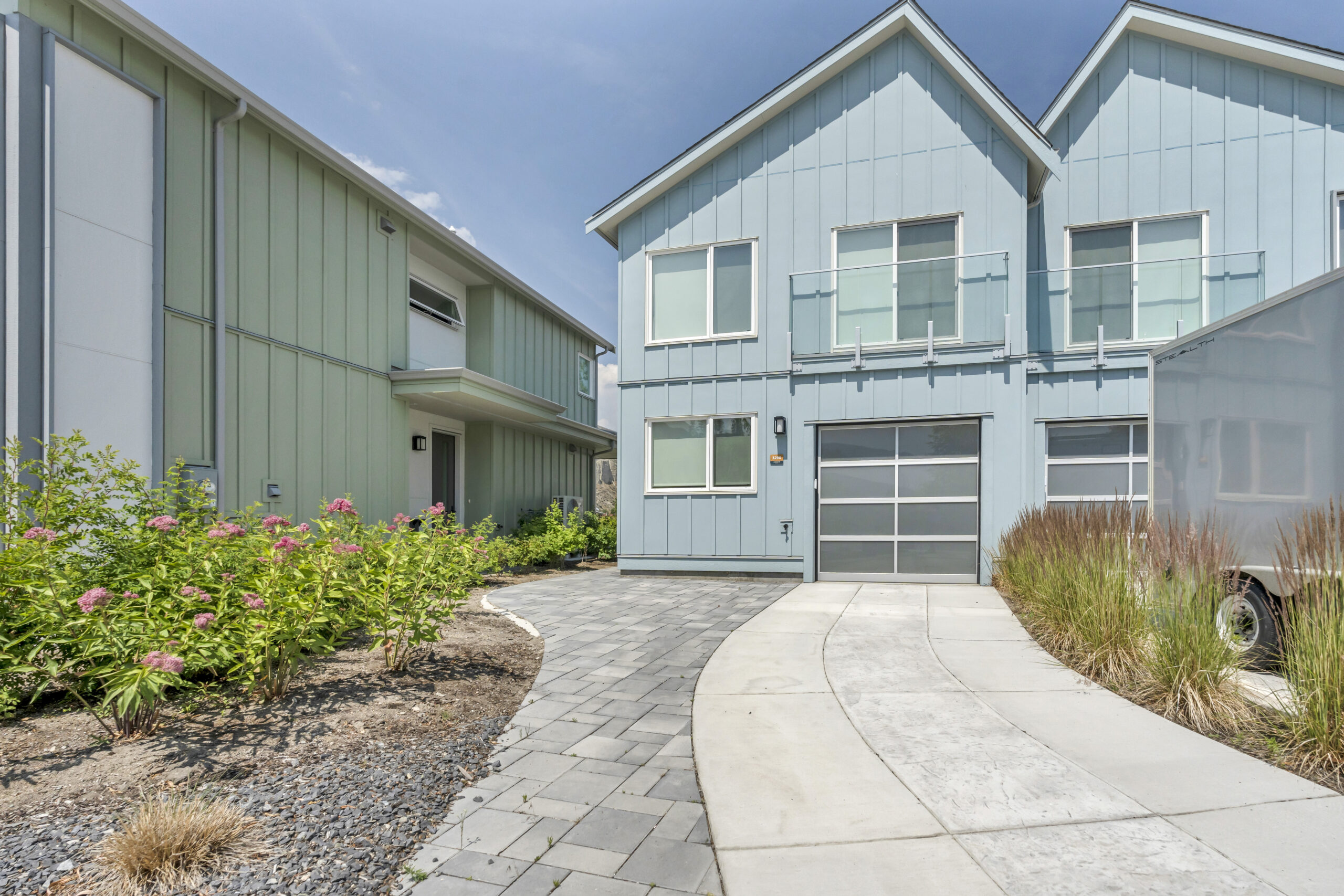 3290 Landry Crescent Summerland V0H 1Z9