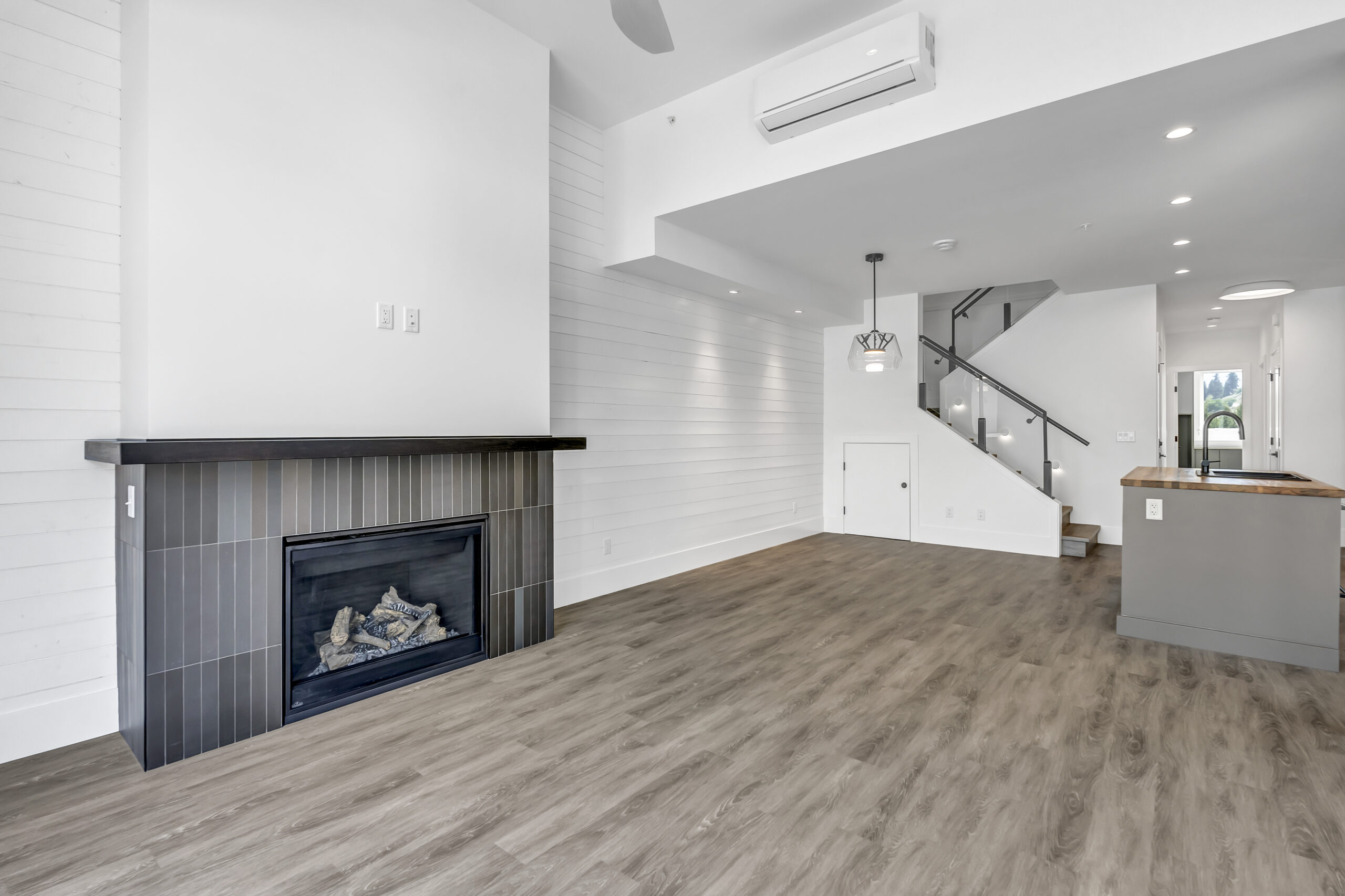 3290 Landry Crescent Summerland V0H 1Z9