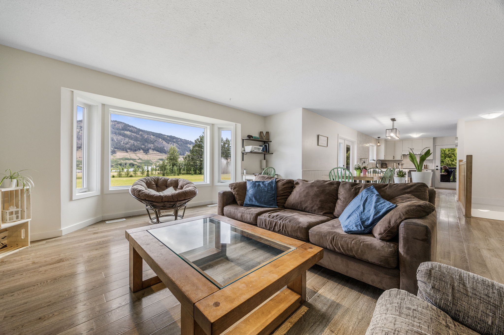 6274 Learmouth Road Coldstream V1B 3G1
