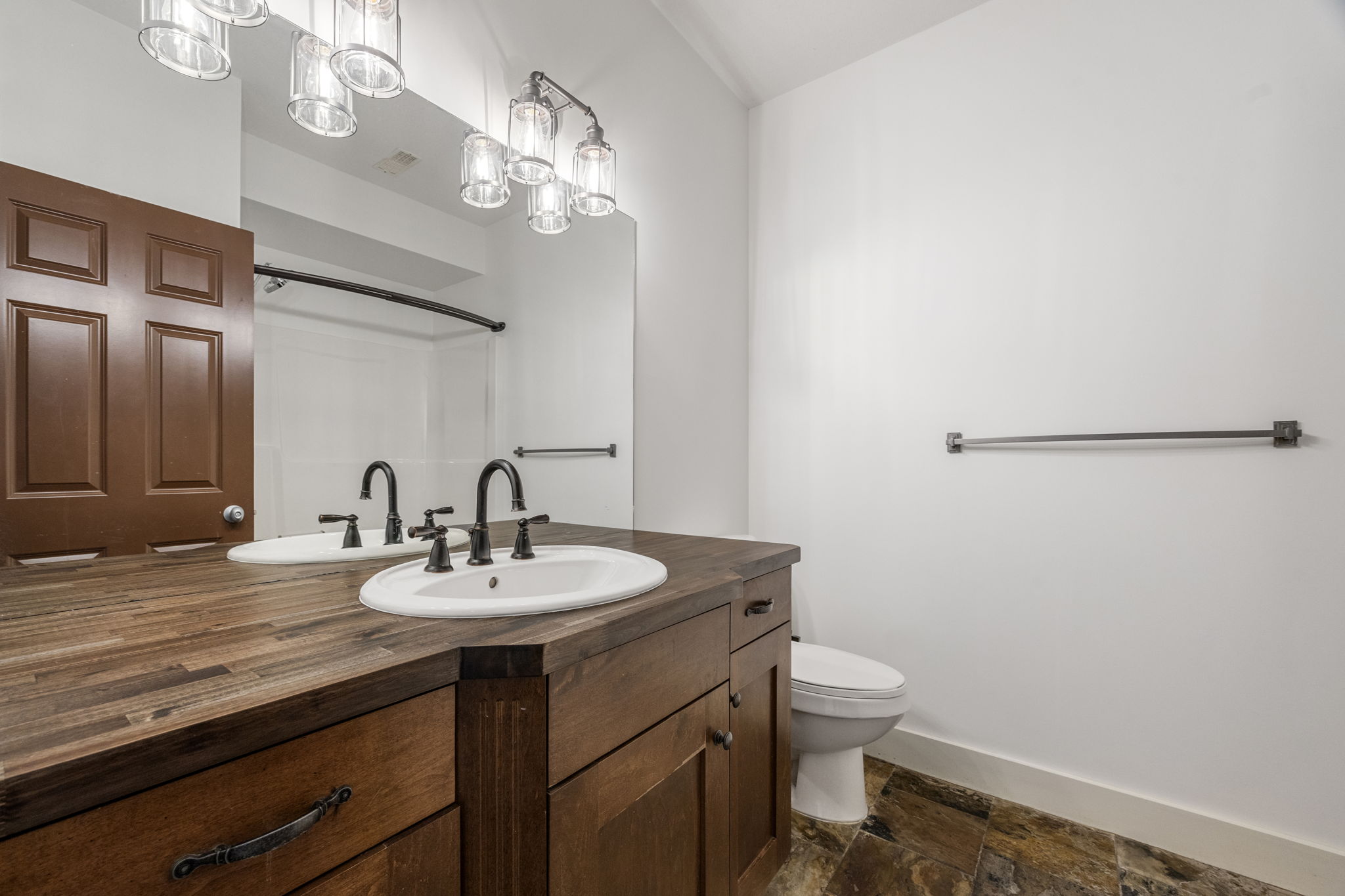 5333 Chute Lake Road Kelowna V1W 4L5