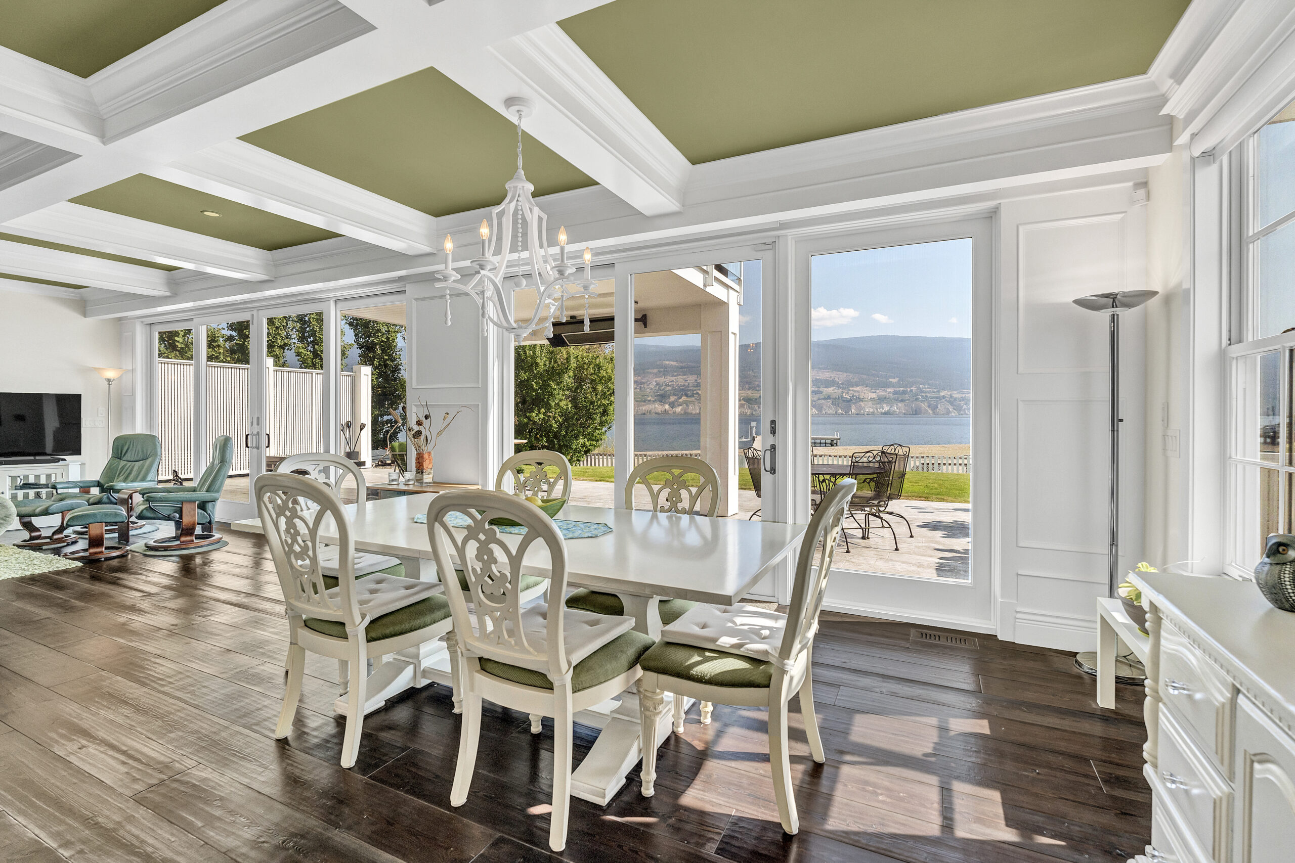 4217 Williams Avenue Summerland V0H 1Z9