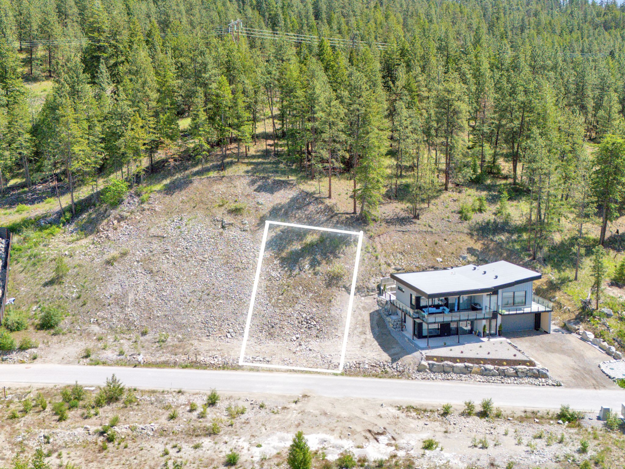 3040 Outlook Way Naramata V0H 1N1