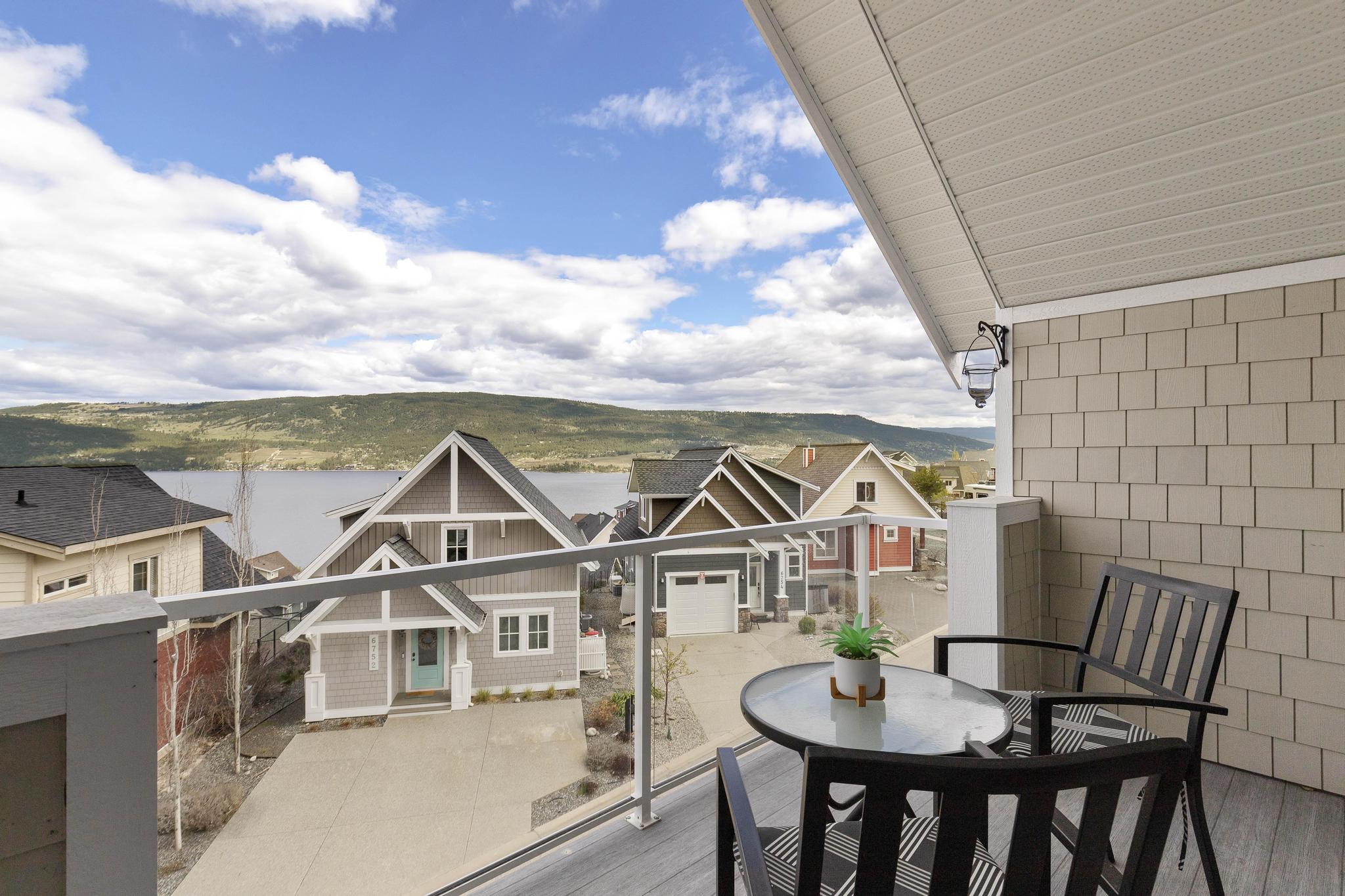 6749 La Palma Loop Kelowna V1Z 3R8