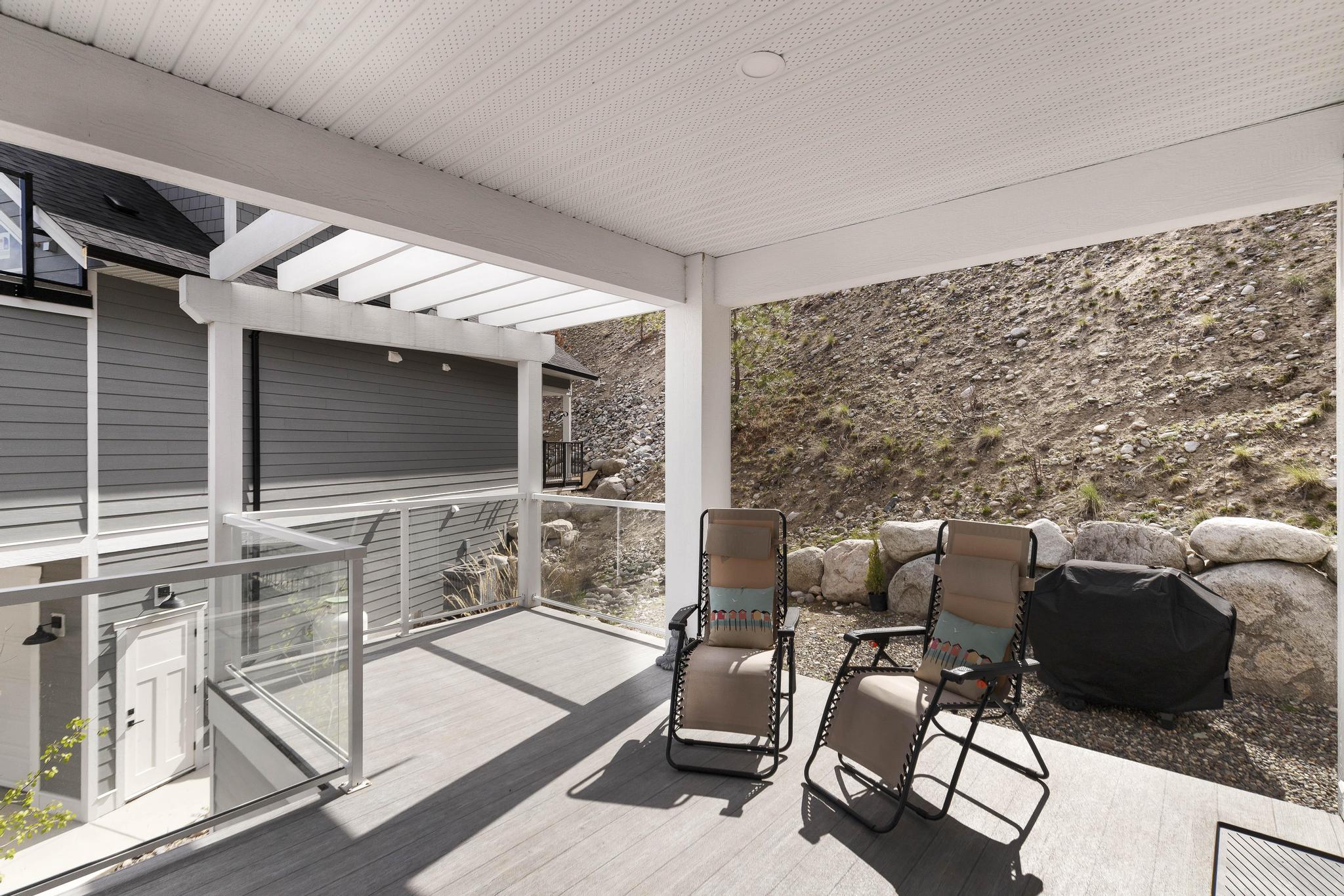 6749 La Palma Loop Kelowna V1Z 3R8