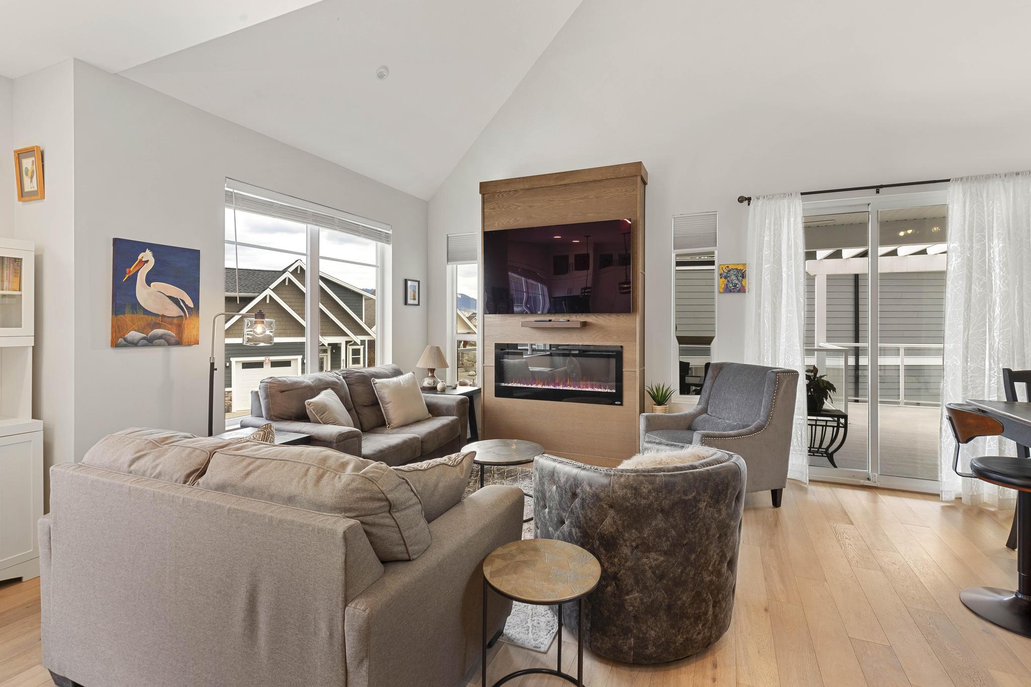 6749 La Palma Loop Kelowna V1Z 3R8