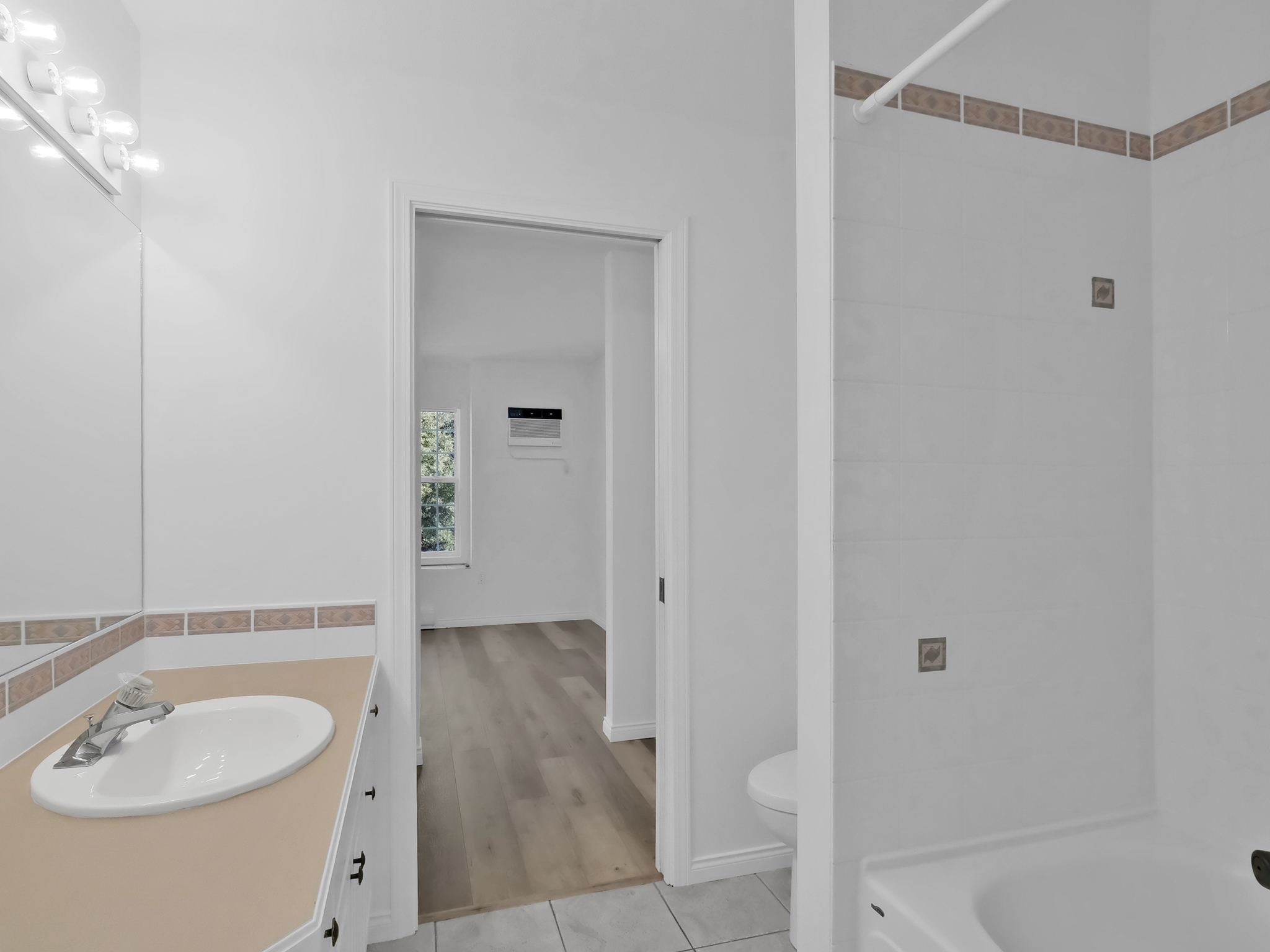 750 Railway Lane 32 Okanagan Falls V0H 1R0