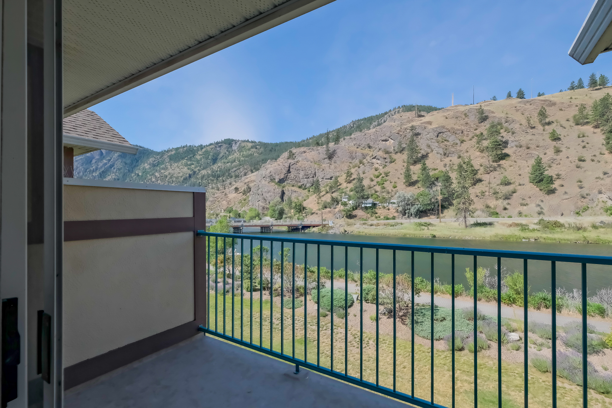 750 Railway Lane 32 Okanagan Falls V0H 1R0