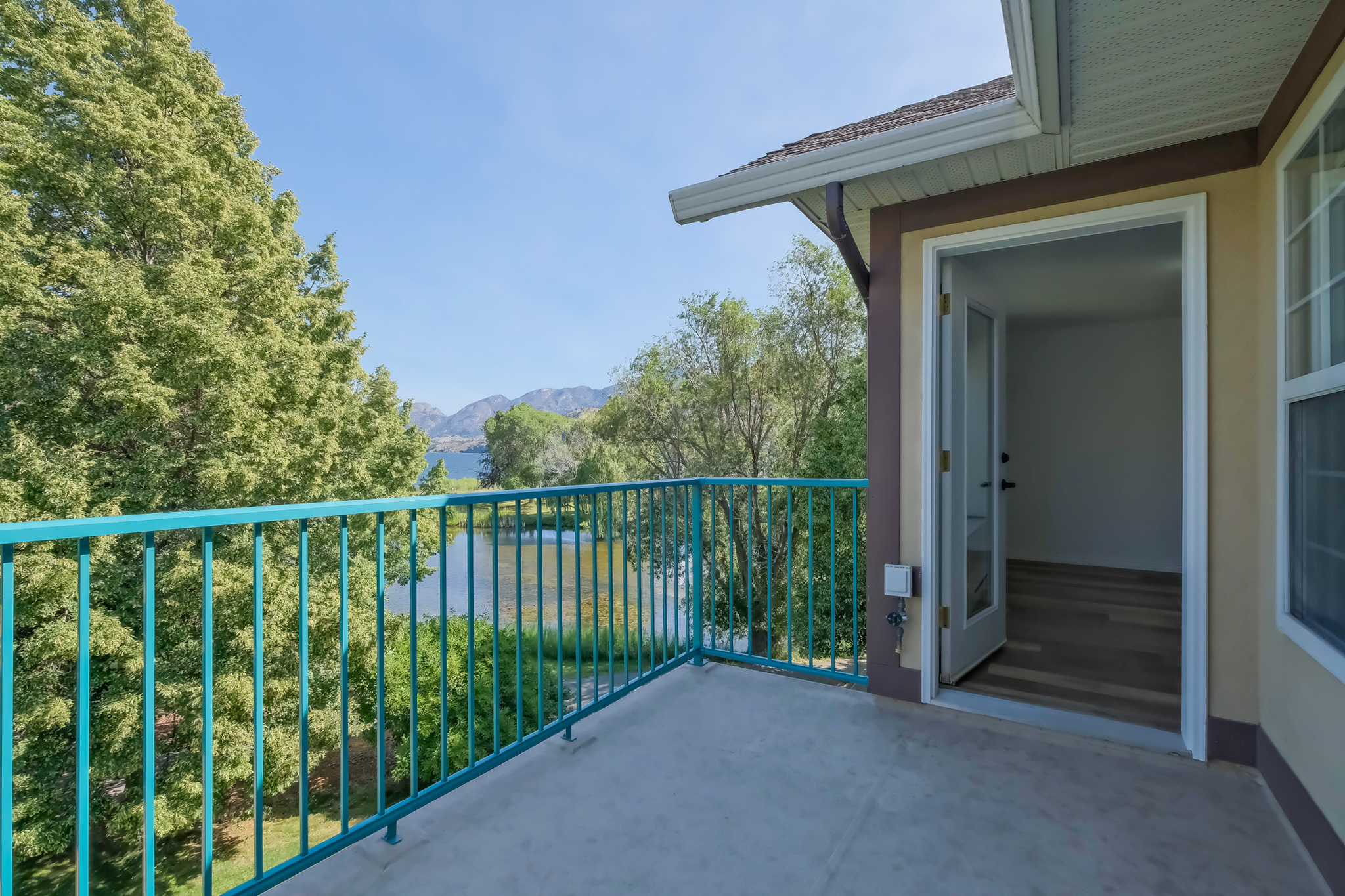 750 Railway Lane 32 Okanagan Falls V0H 1R0