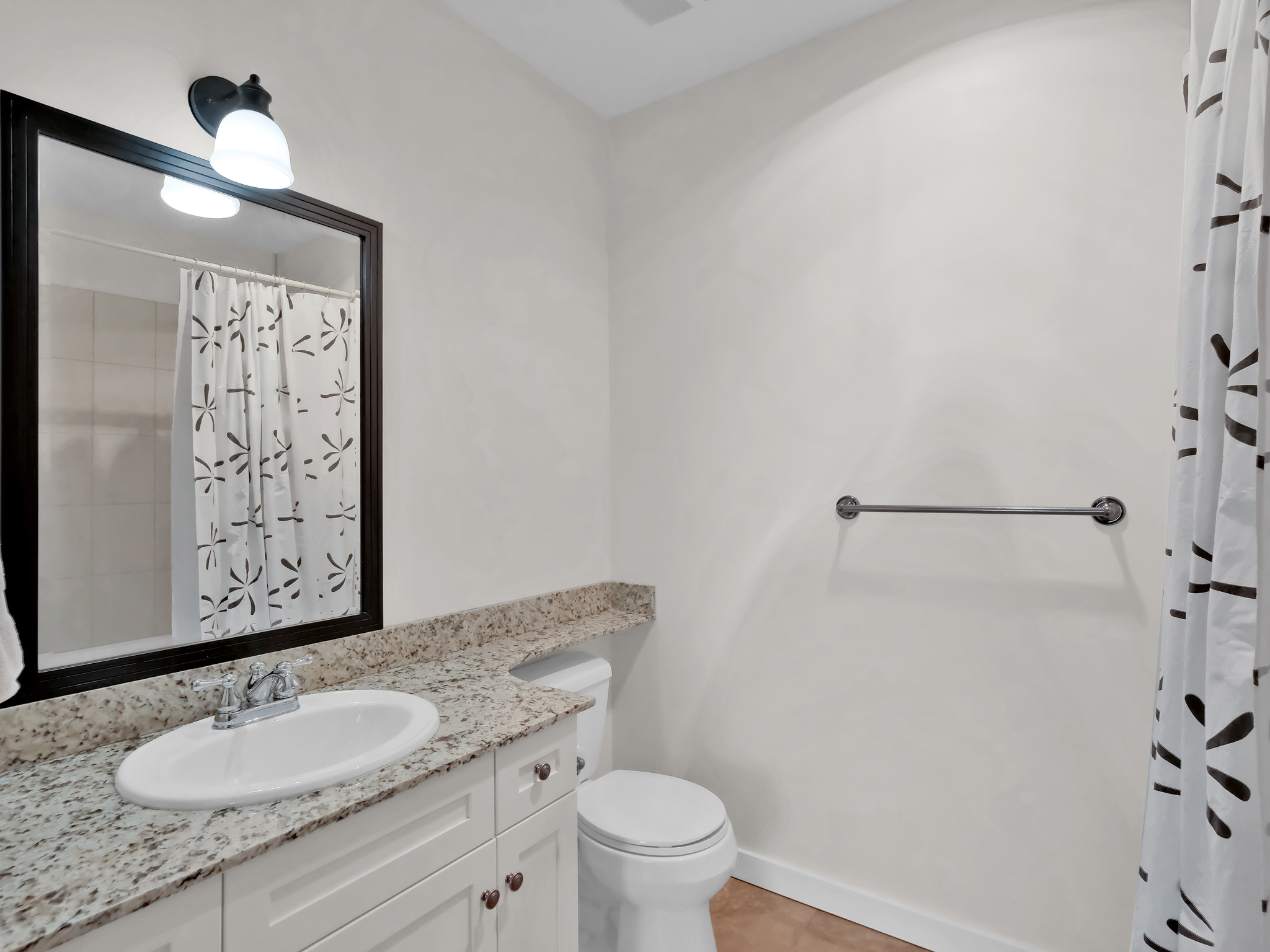 3301 Skaha Lake Road 601 Penticton V2A 6G6